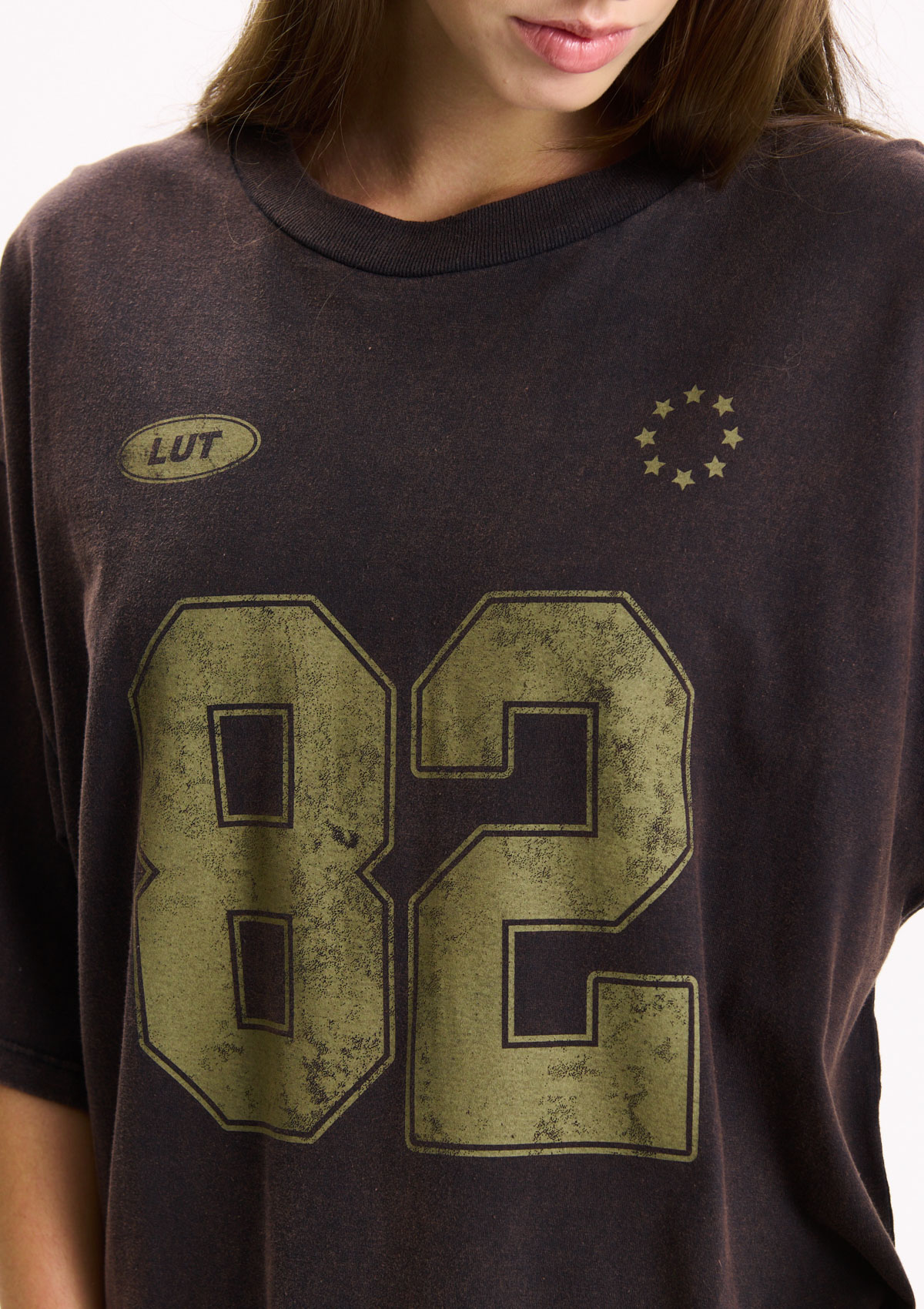 112497981-03999 - REMERA ESTAMPADA NEVADA
