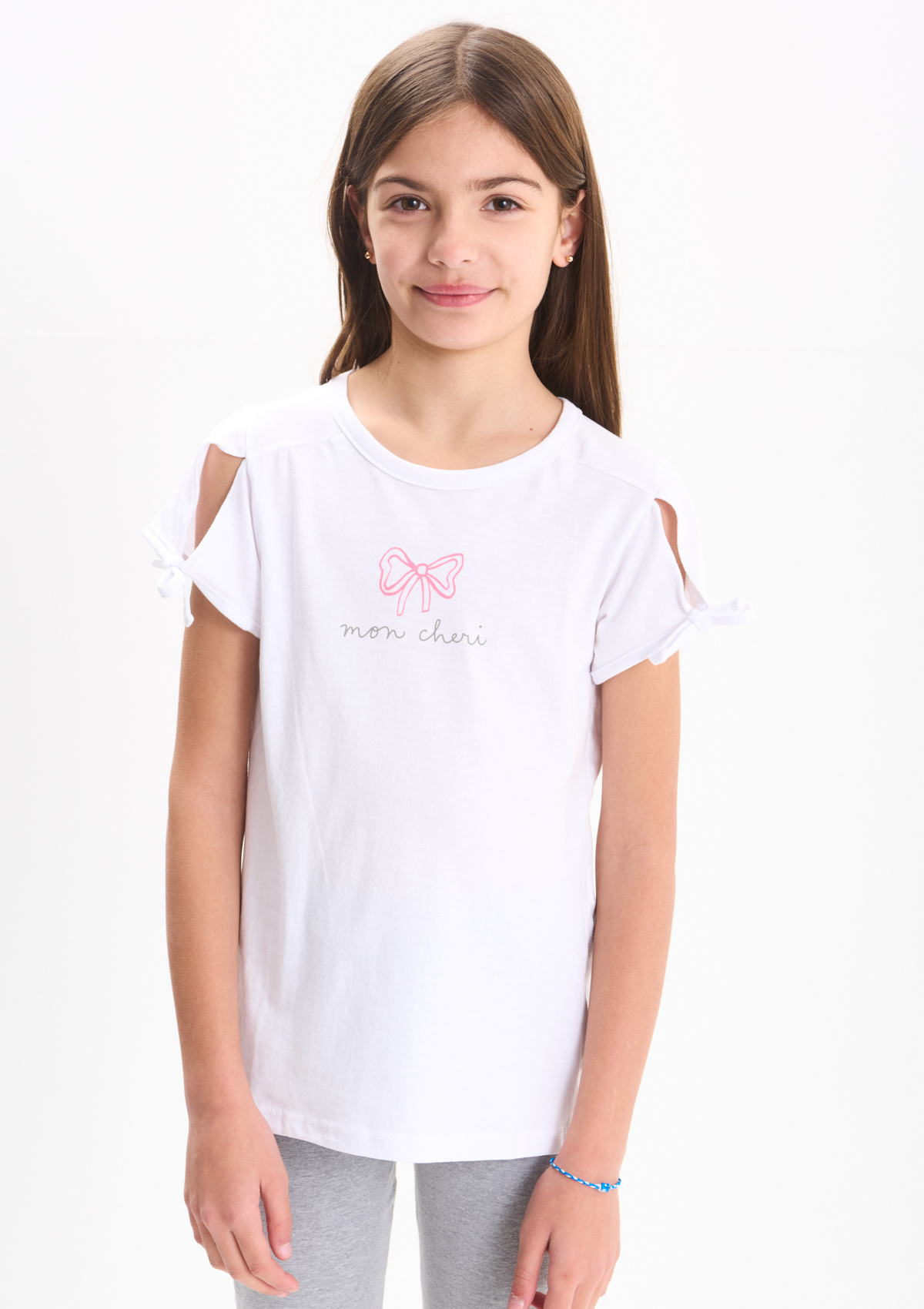 REMERA CON MOÑO