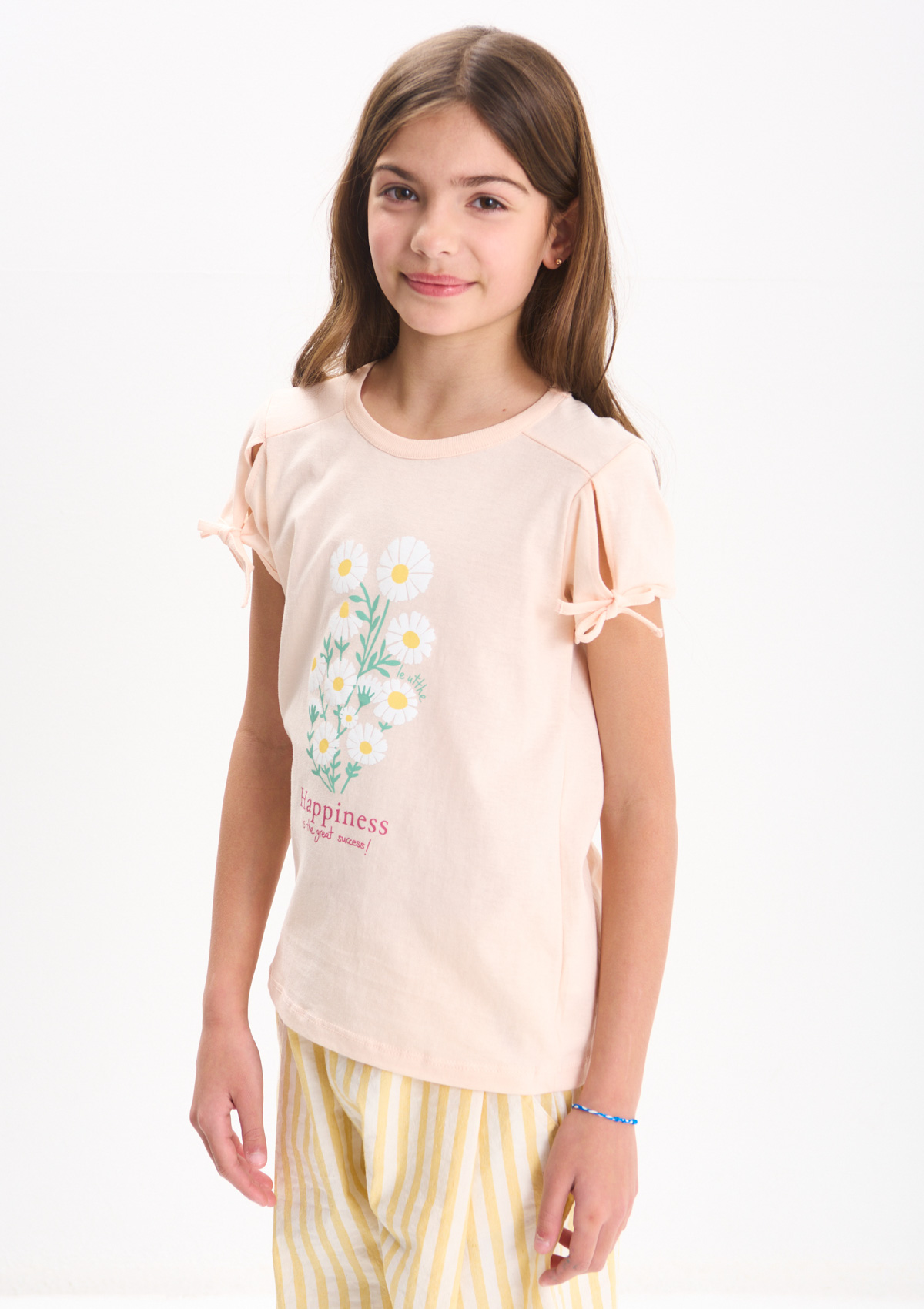 162581371-48999 - REMERA CON MOÑO