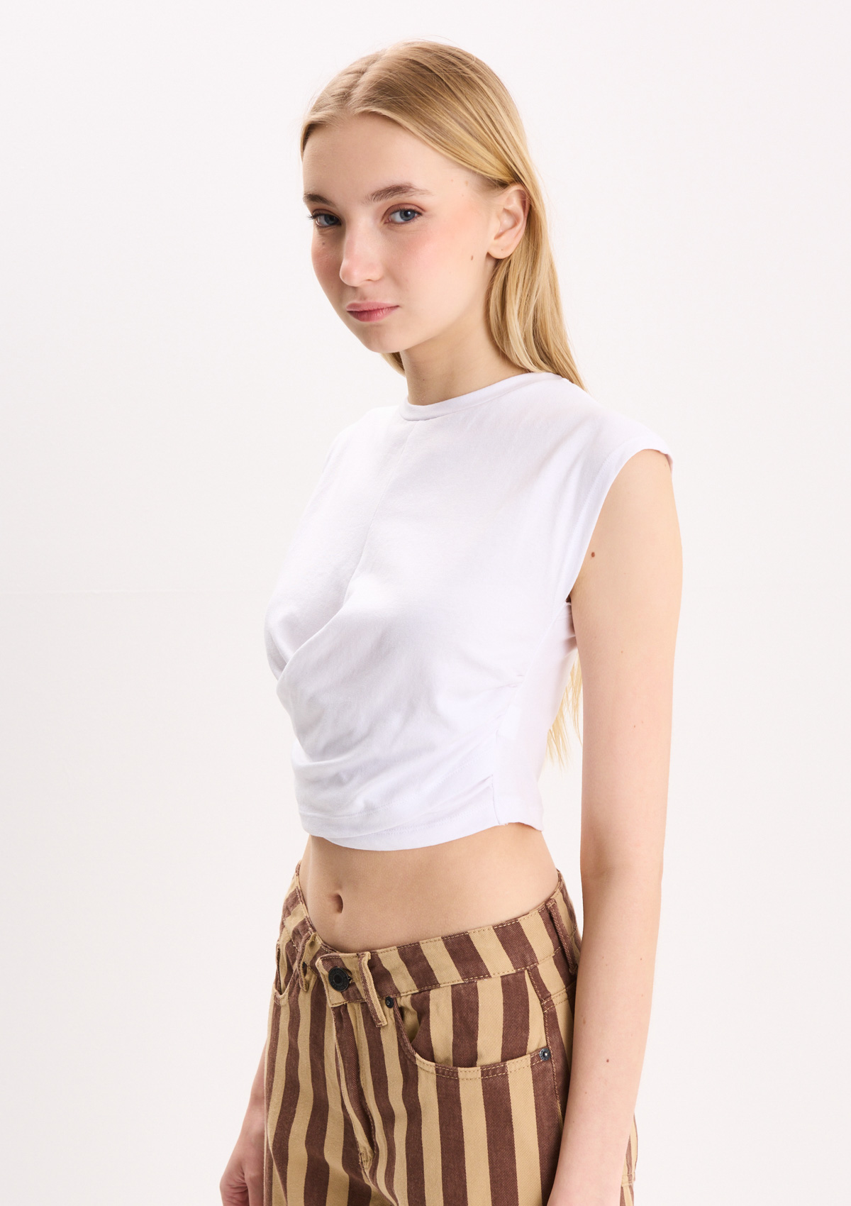 112590661-01999 - MUSCULOSA CORTA