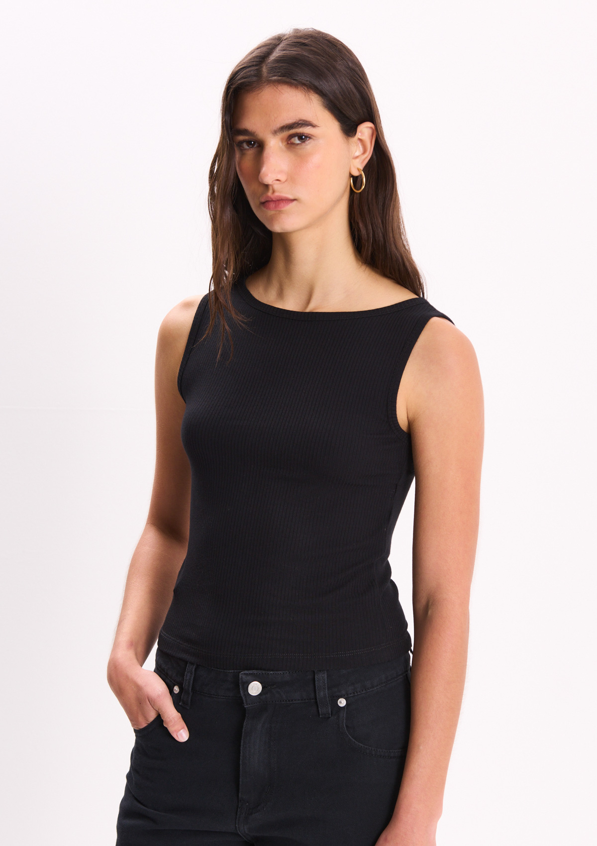 112590861-03999 - MUSCULOSA CUELLO BOTE