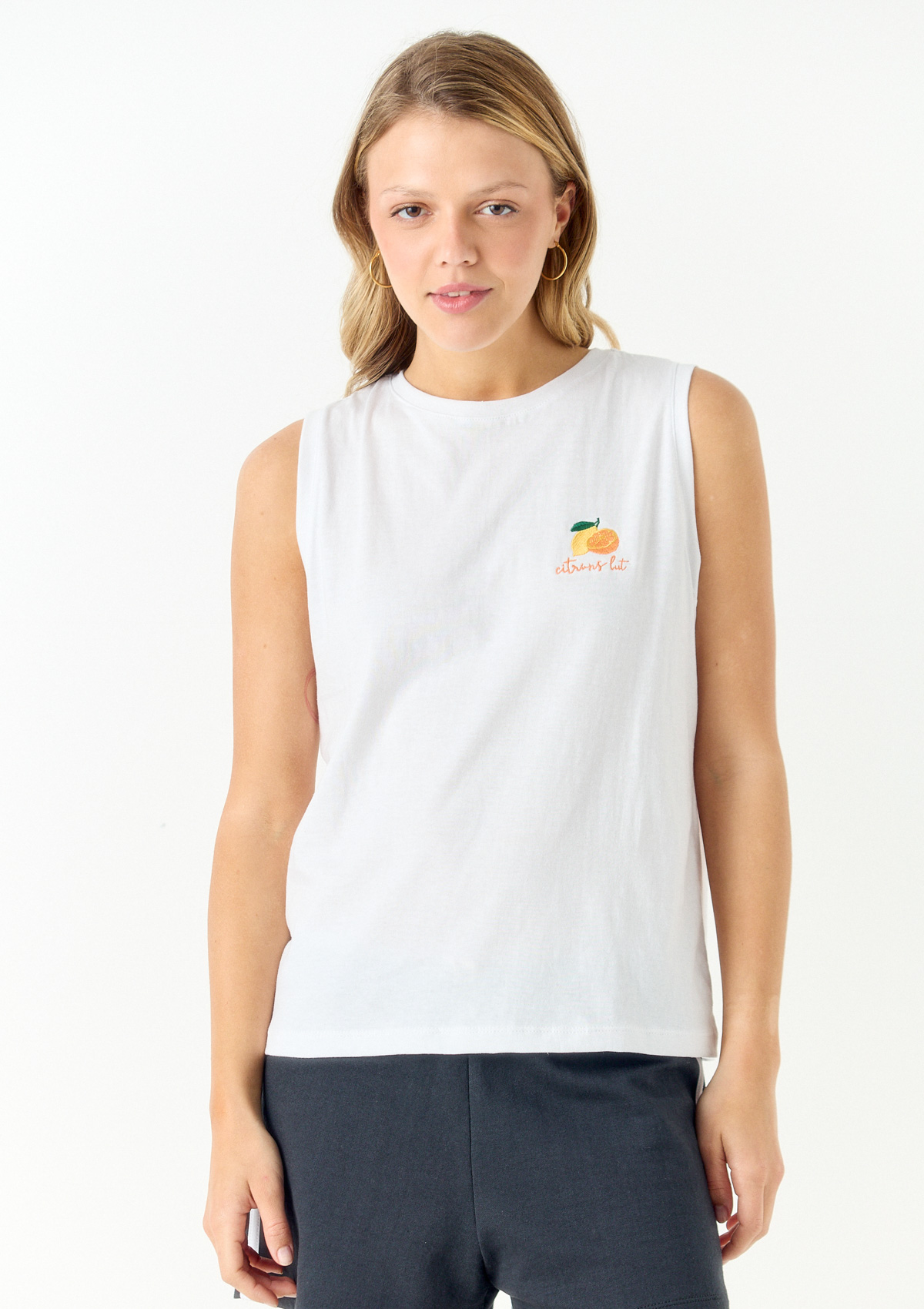 MUSCULOSA BORDADO