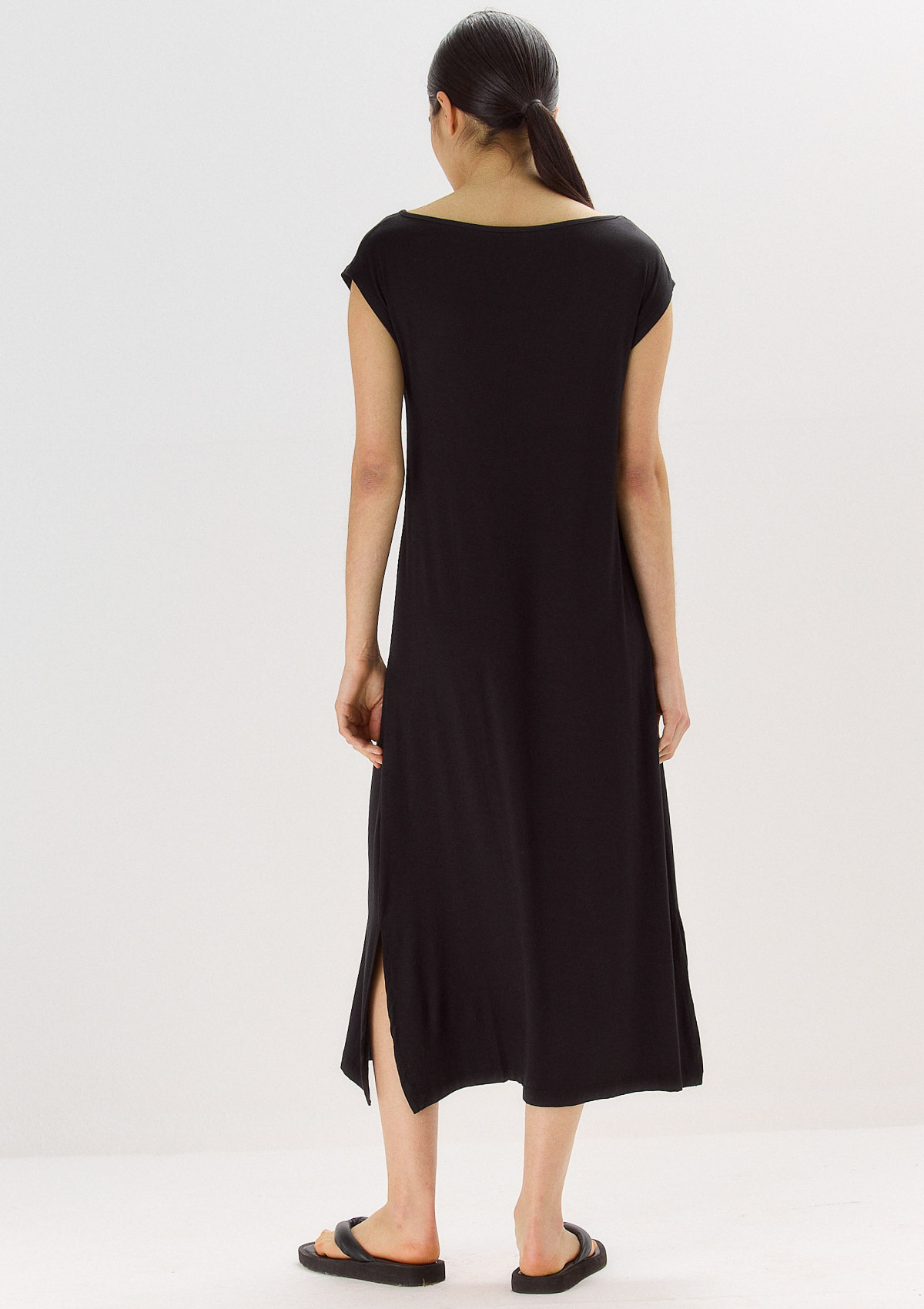 112602181-03999 - VESTIDO BÁSICO