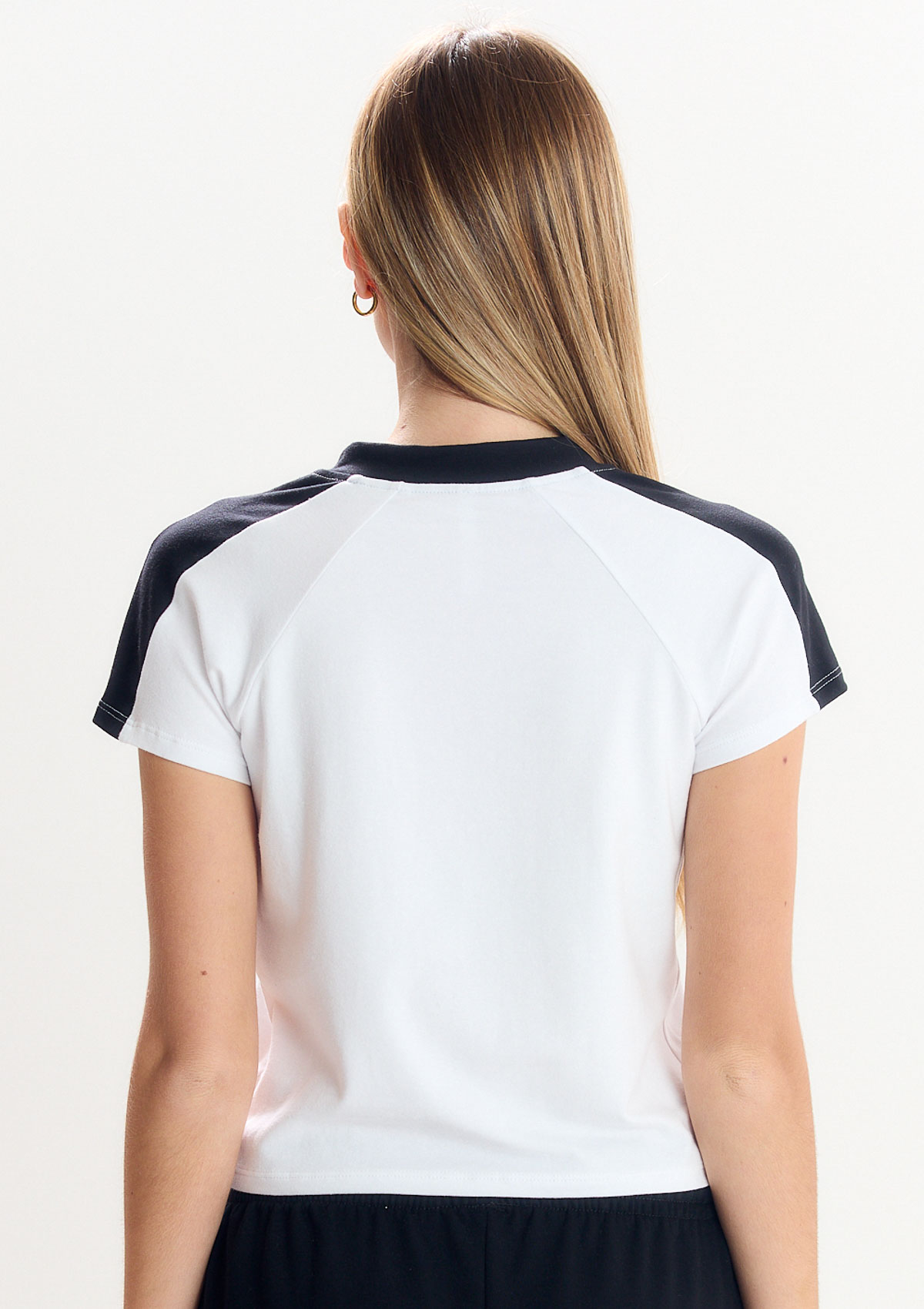 122659351-01999 - REMERA ESTAMPADA