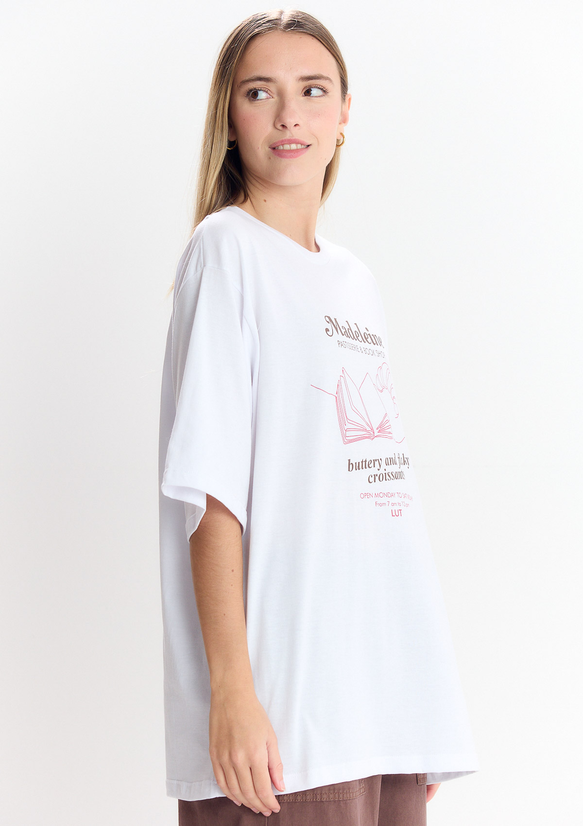 112694031-01999 - REMERA OVERSIZE ESTAMPADA