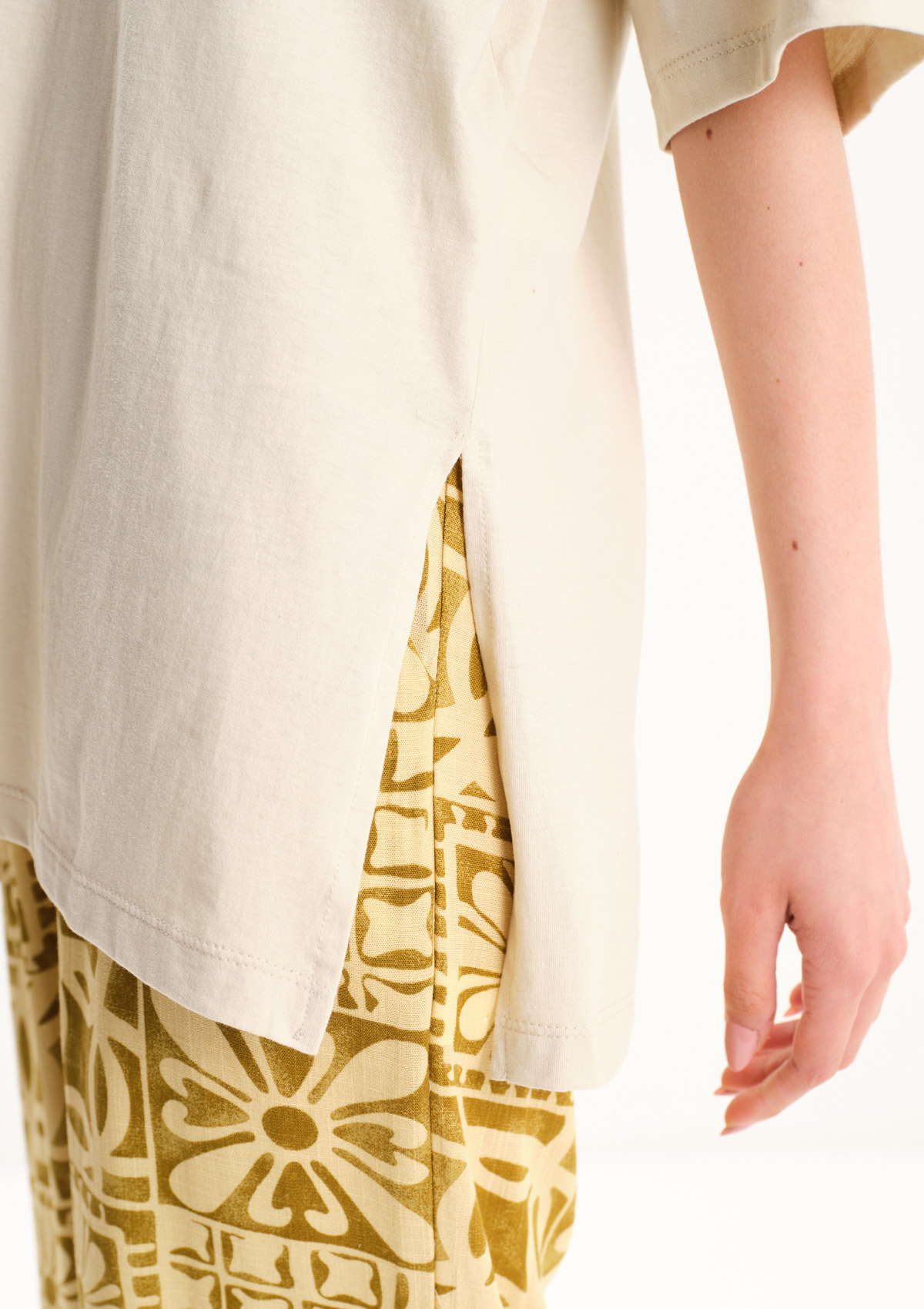 112697941-30999 - REMERA OVERSIZE