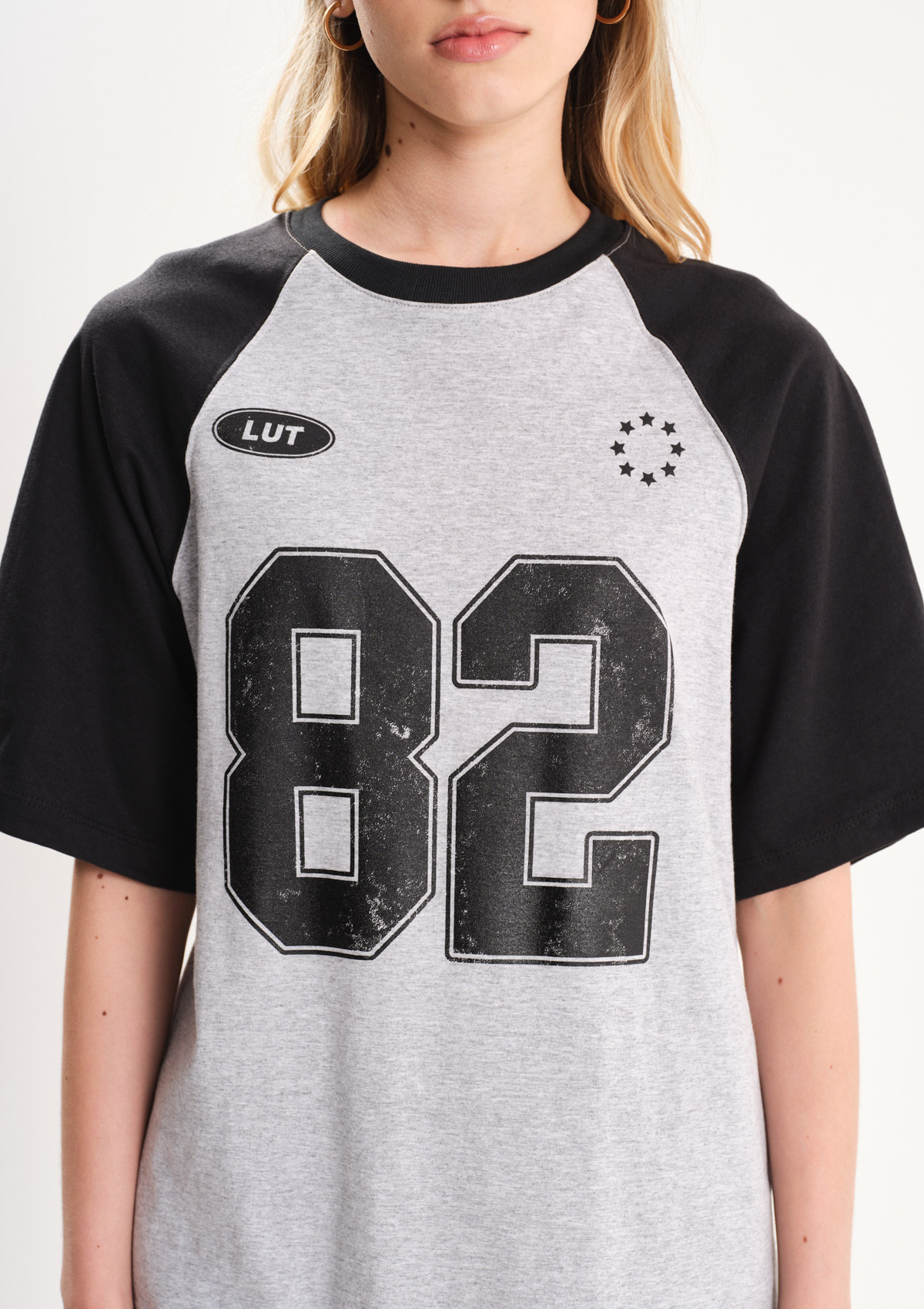 122650801-05999 - REMERA ESTAMPADA