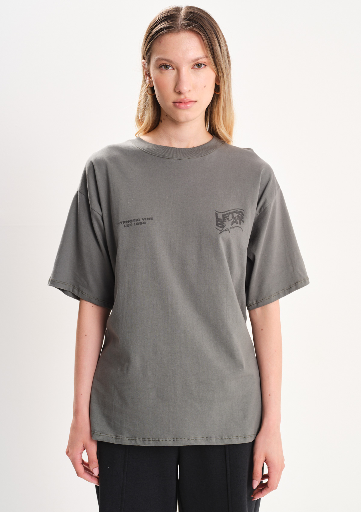 REMERA DOBLE ESTAMPADO