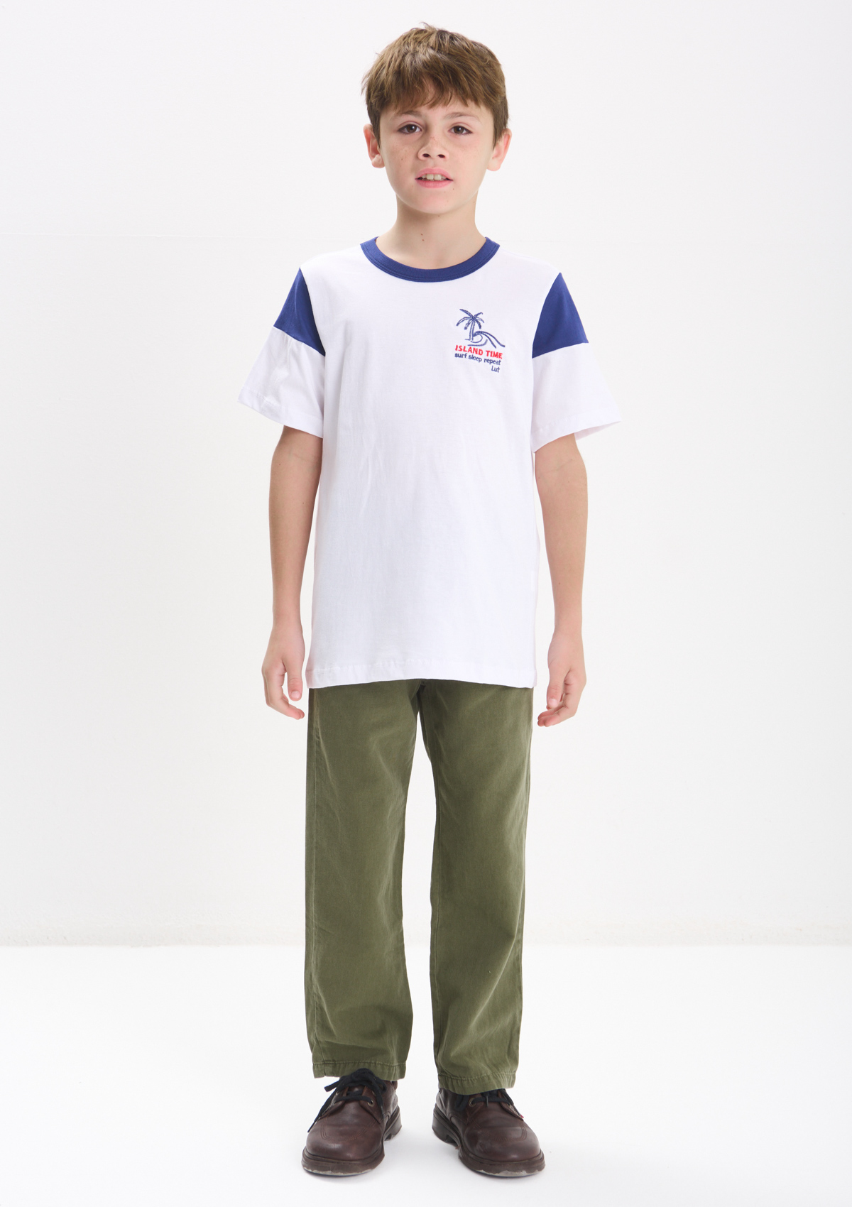 152682701-01999 - REMERA BORDADO