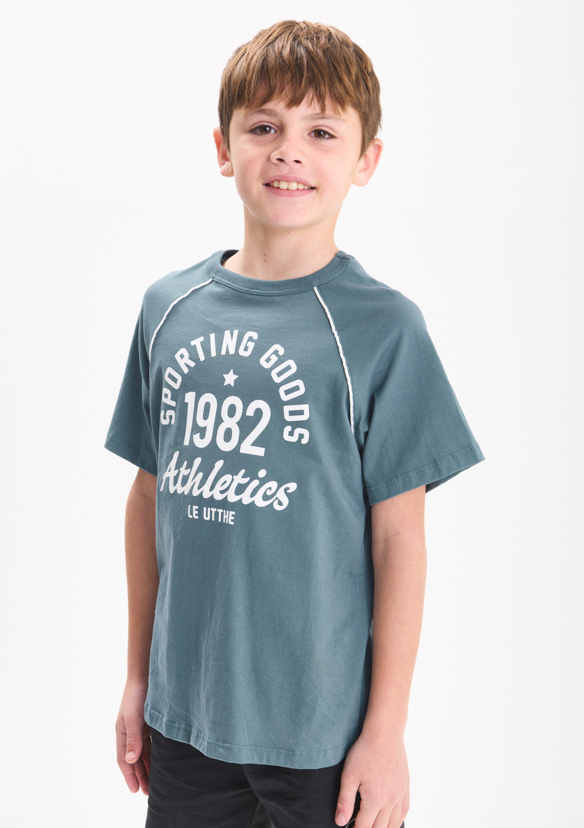152682761-63999 - REMERA CON VIVO
