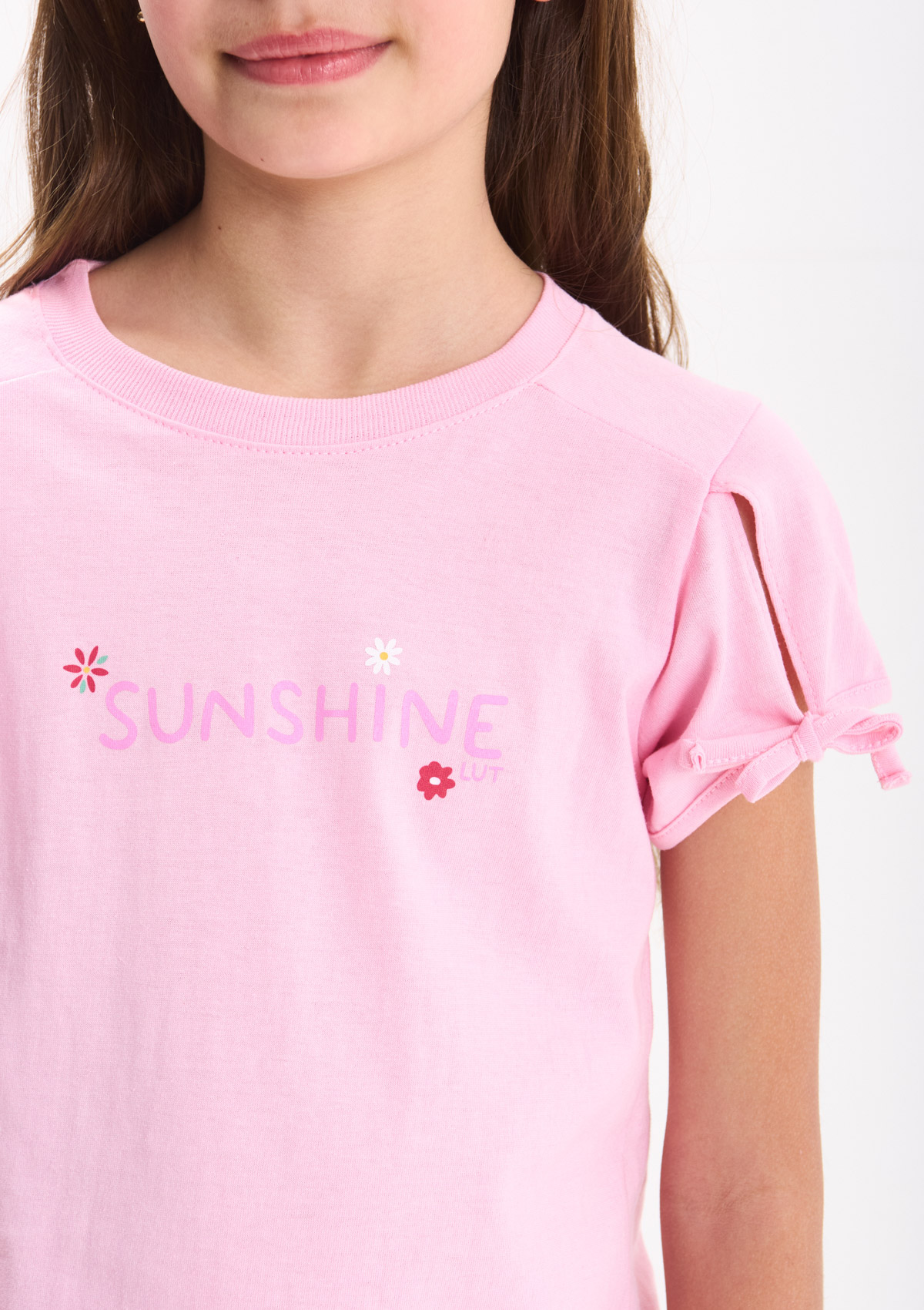 162581371-86999 - REMERA CON MOÑO