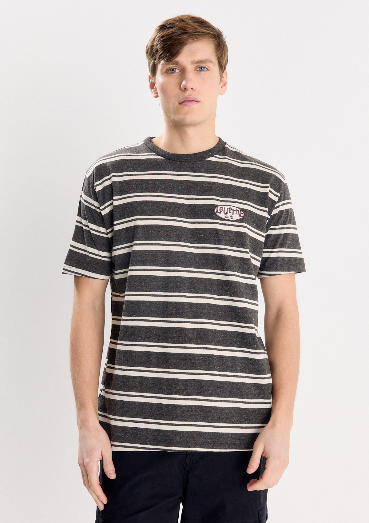 132695191-69999 - REMERA RAYADA BORDADO