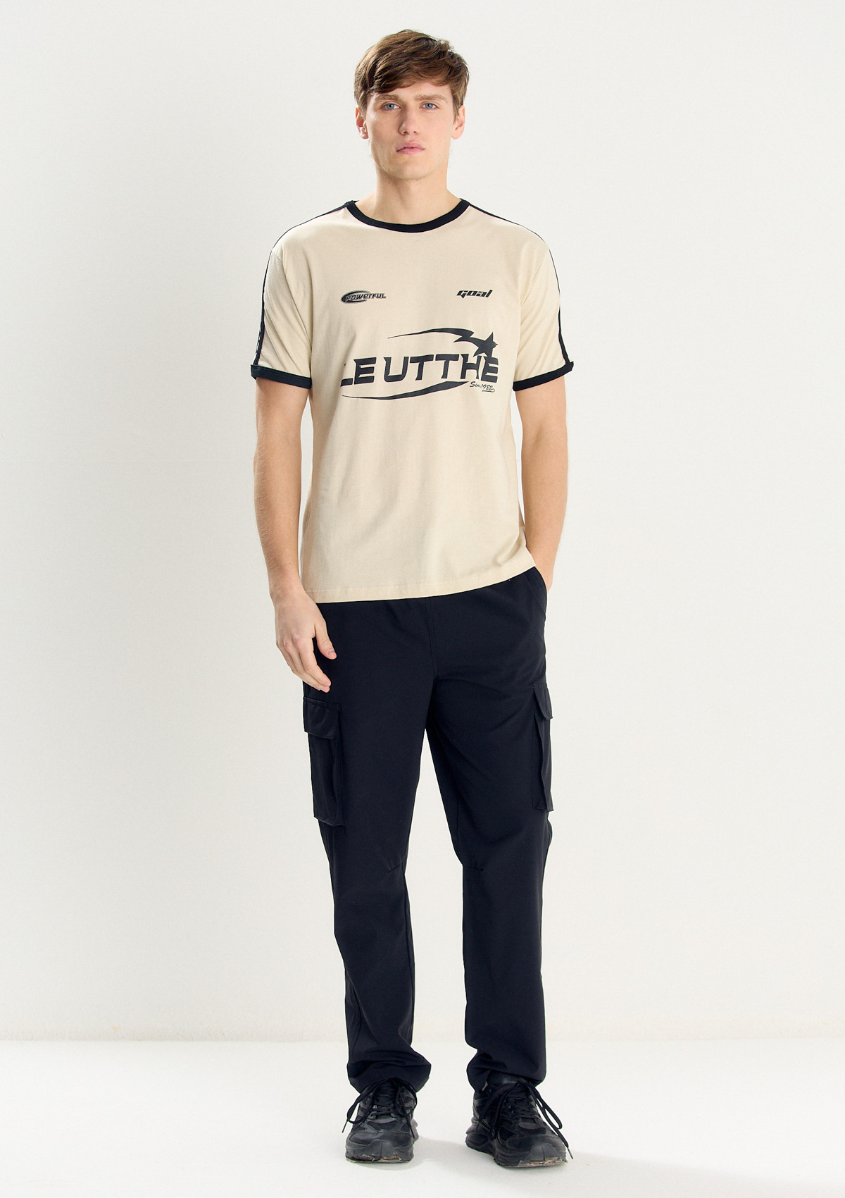 132695321-30100 - REMERA ESTAMPADA