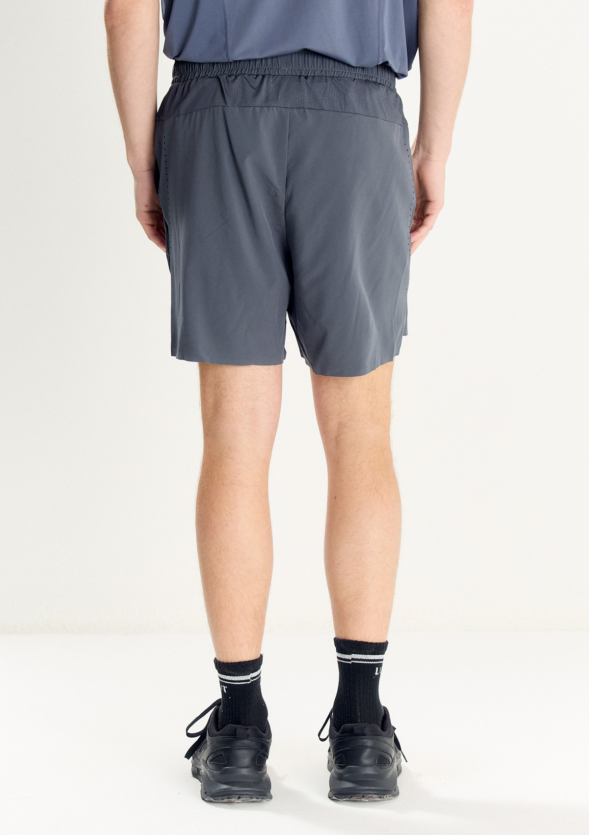 X300044-36999 - SHORT DEPORTIVO