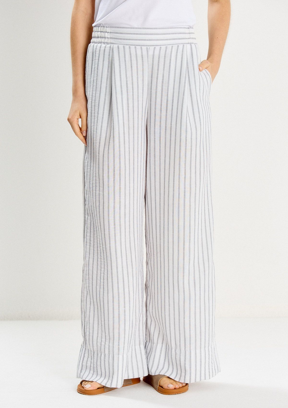 2127R0101-03999 - PANTALÓN RAYADO