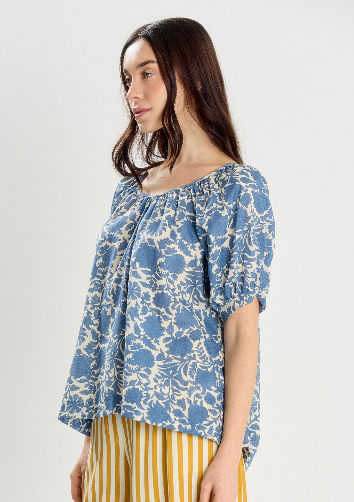 2127R0721-14999 - BLUSA ESTAMPADA