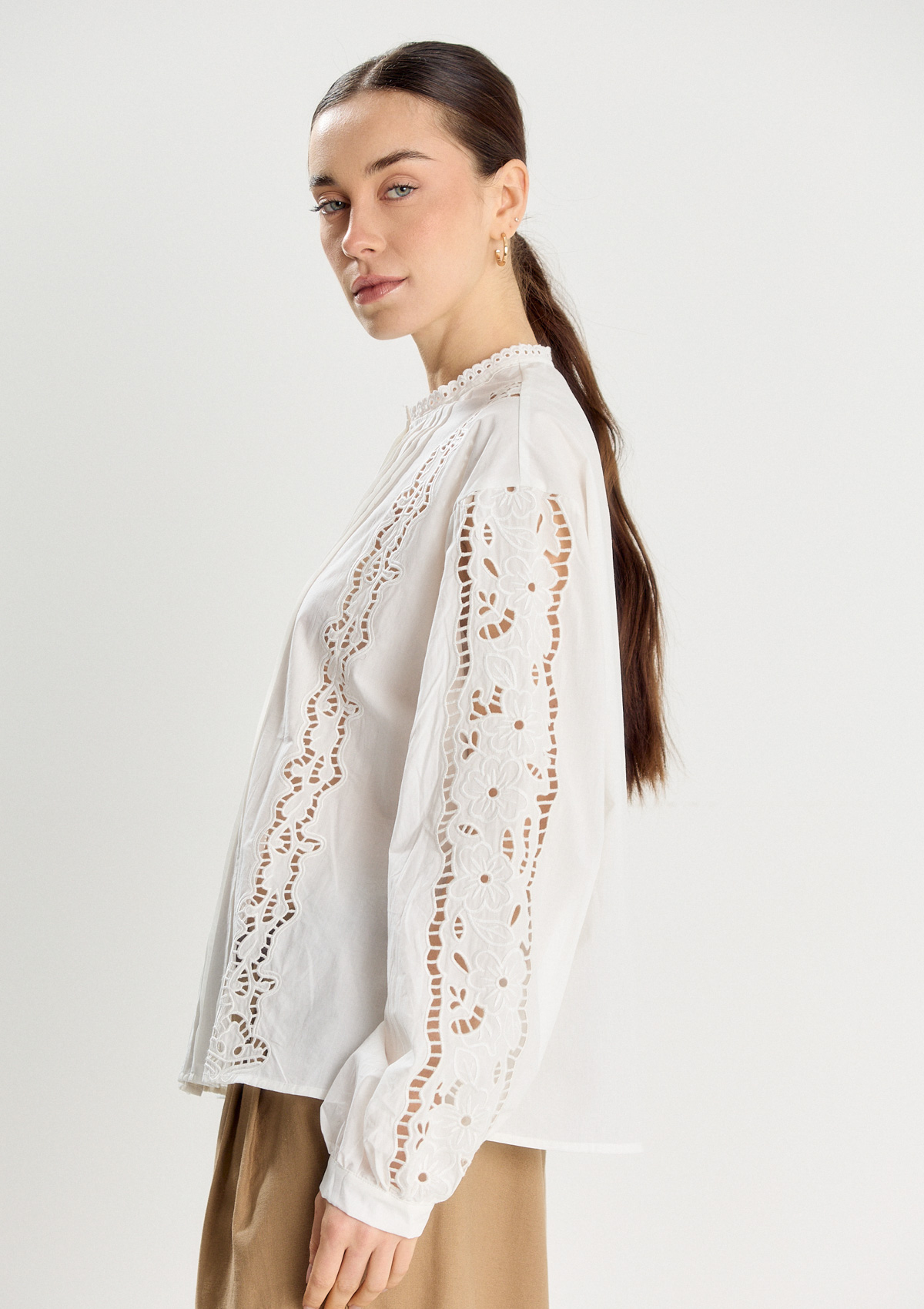X100061-02999 - CAMISA BORDADO