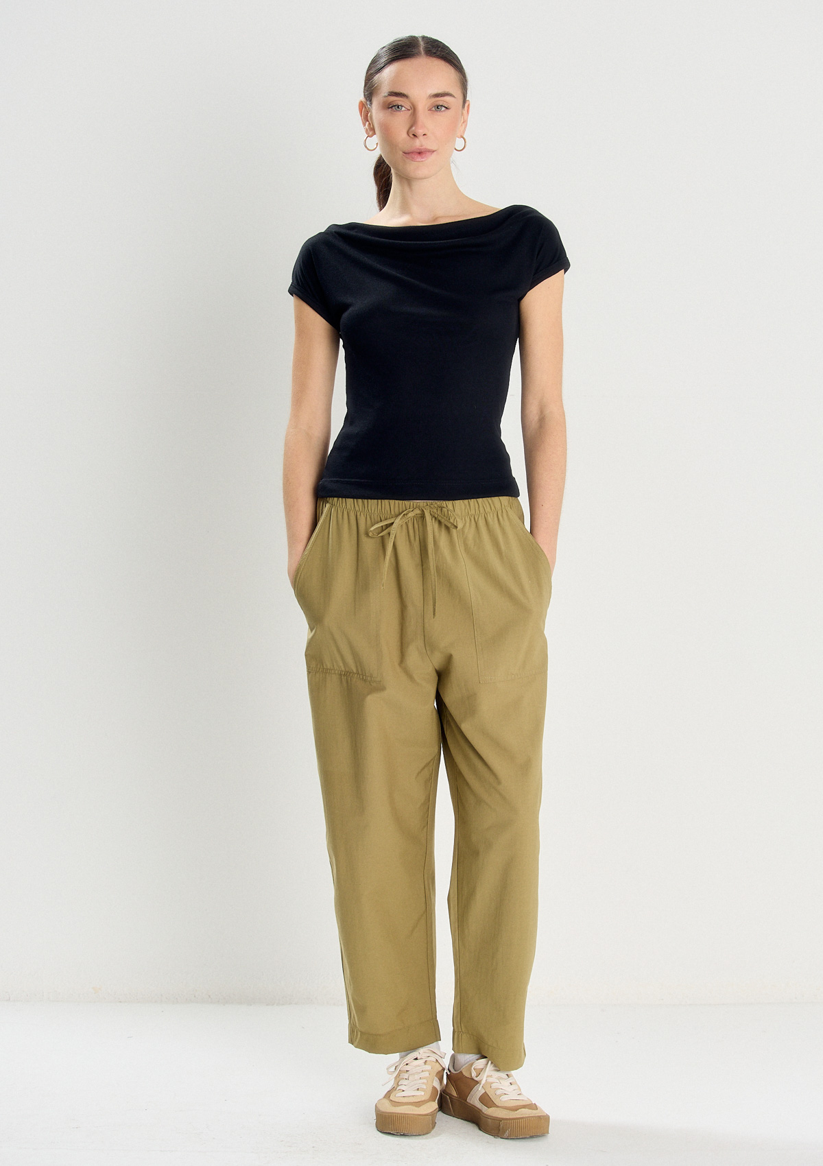 REMERA ESCOTE BOTE