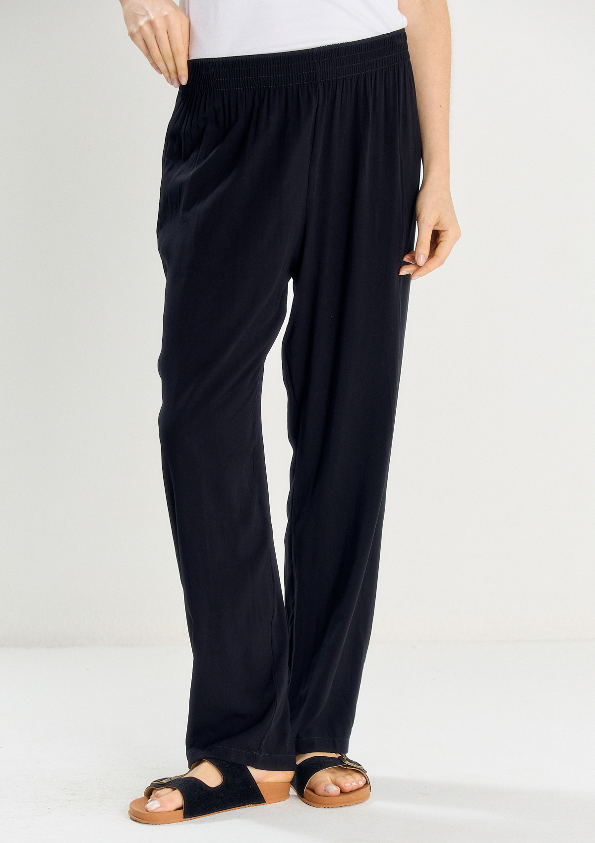 112633711-03999 - PANTALÓN LISO