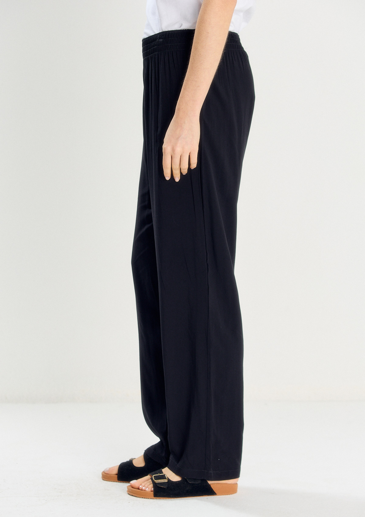 112633711-03999 - PANTALÓN LISO