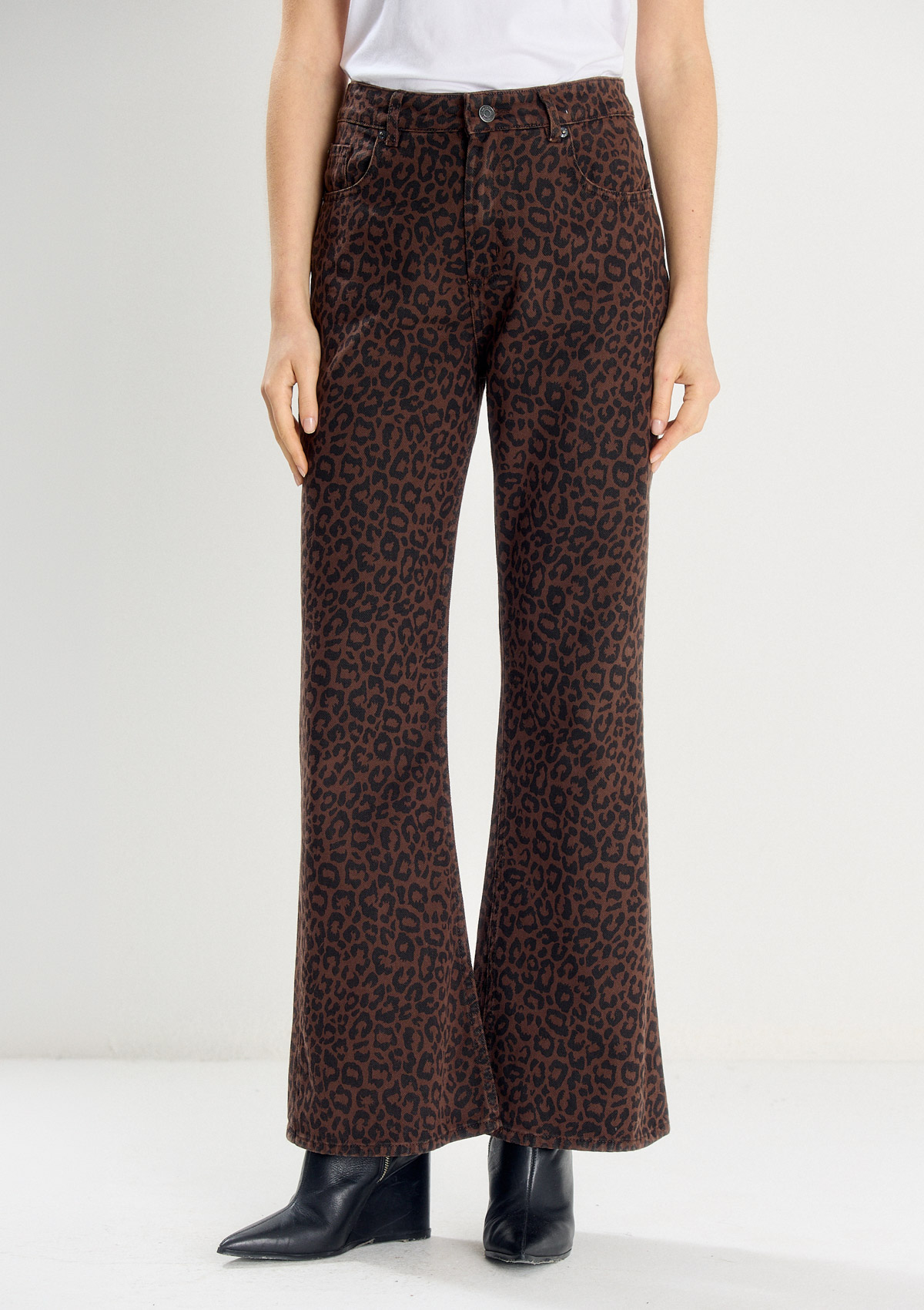 110038691-69999 - PANTALÓN ESTAMPADO
