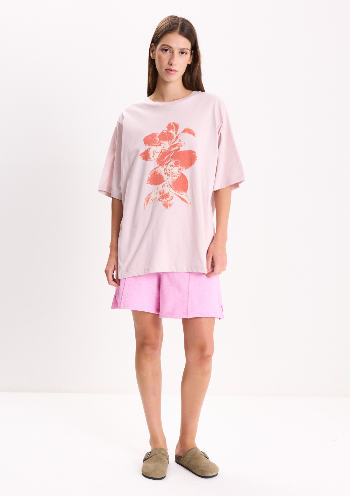 112694031-49999 - REMERA OVERSIZE ESTAMPADA