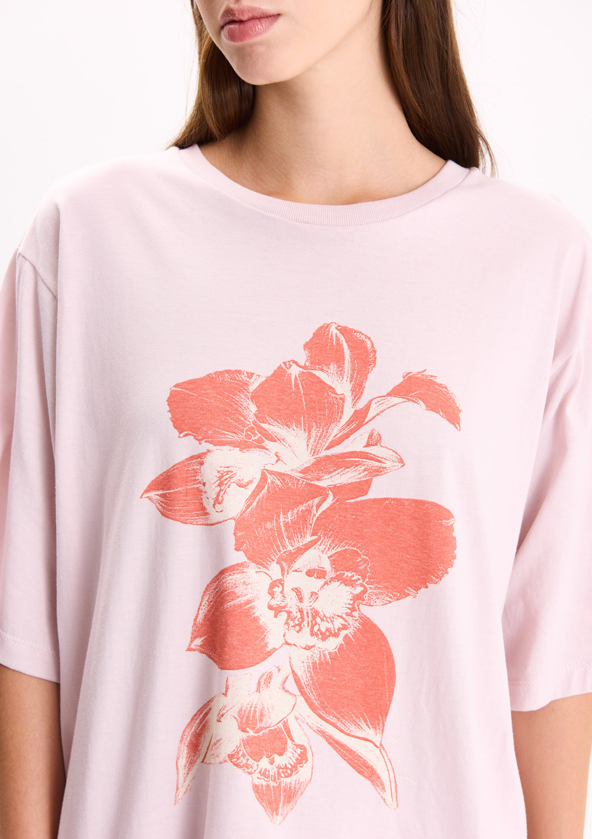 112694031-49999 - REMERA OVERSIZE ESTAMPADA