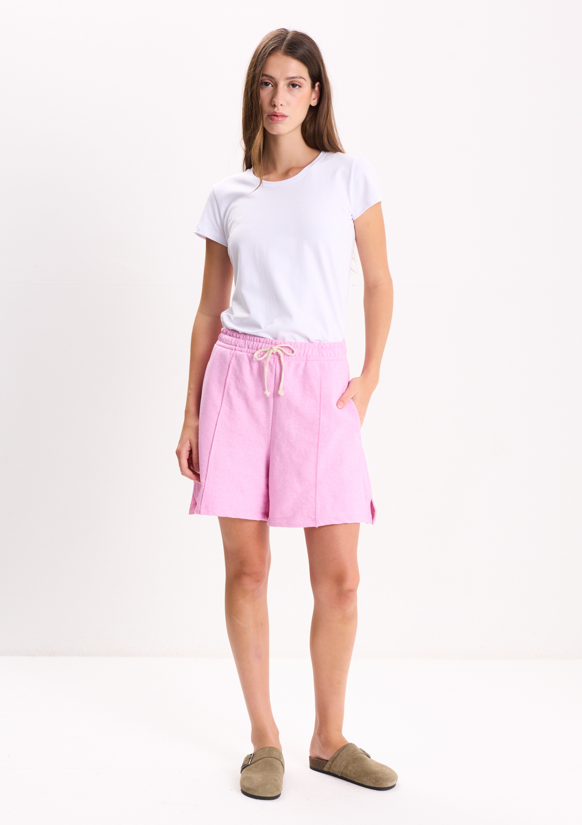SHORT CON ELÁSTICO