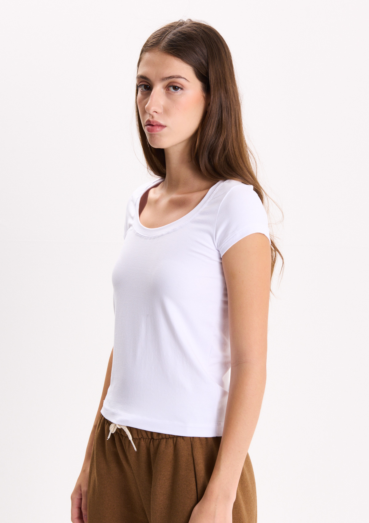 112799381-01999 - REMERA BÁSICA