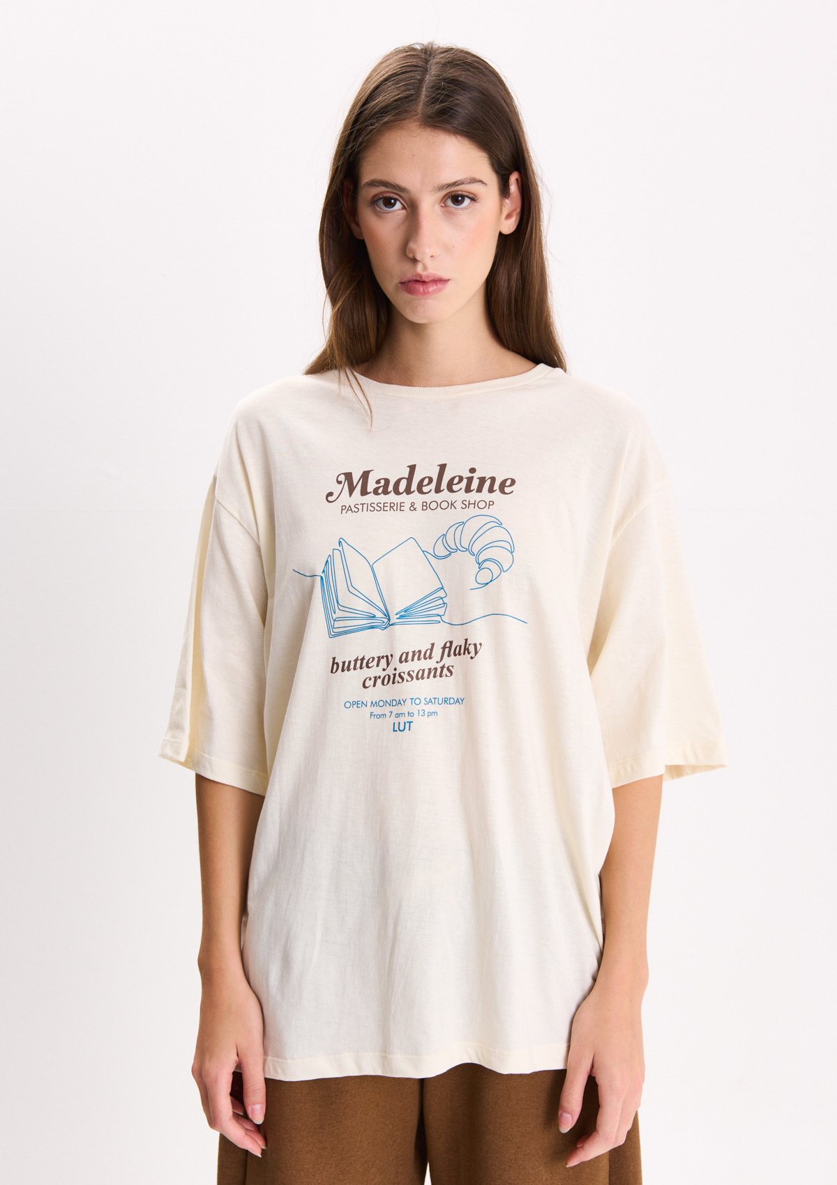 REMERA OVERSIZE ESTAMPADA