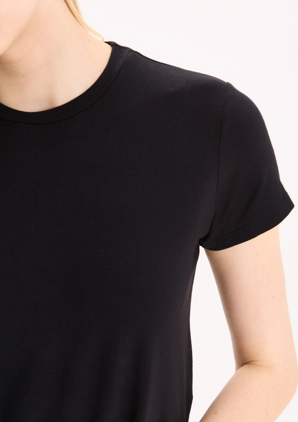 112799121-03999 - REMERA MANGA CORTA