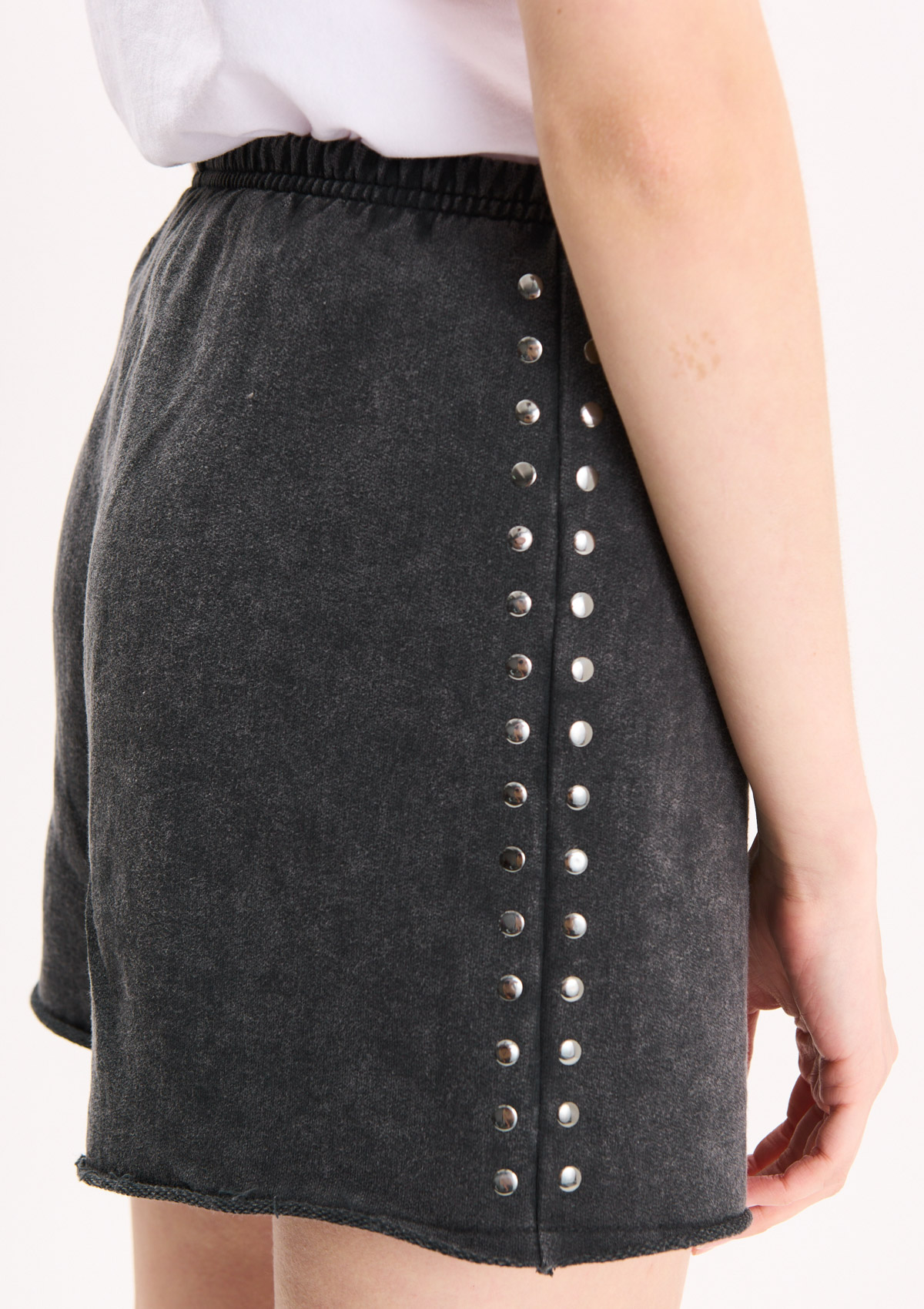 122554391-03100 - SHORT NEVADO