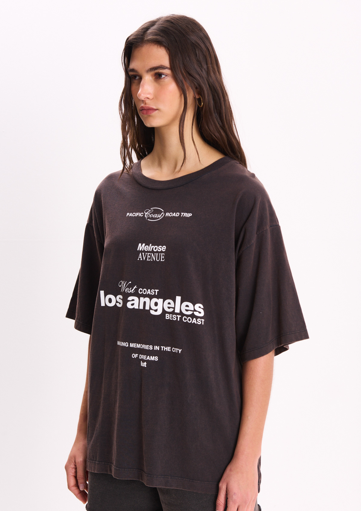 112497981-03109 - REMERA ESTAMPADA NEVADA