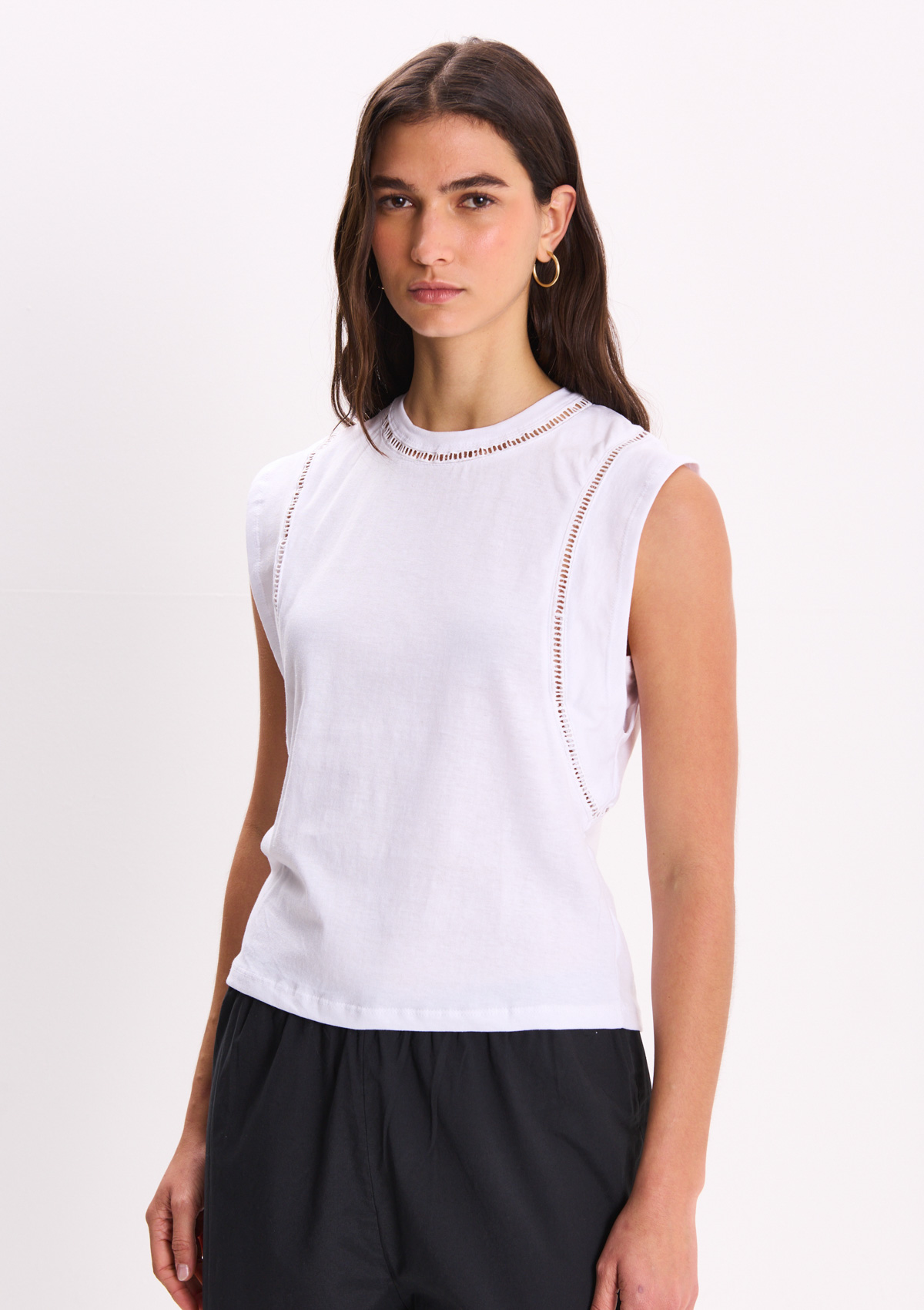 112590811-01999 - MUSCULOSA CON VAINILLA