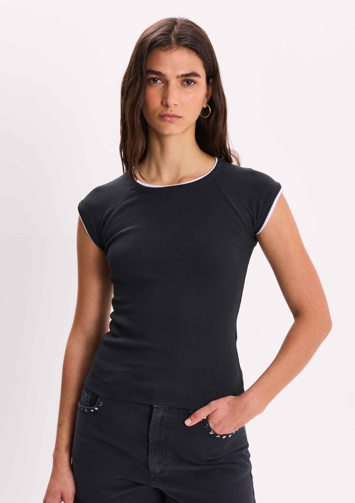 112799421-03999 - REMERA CON VIVOS