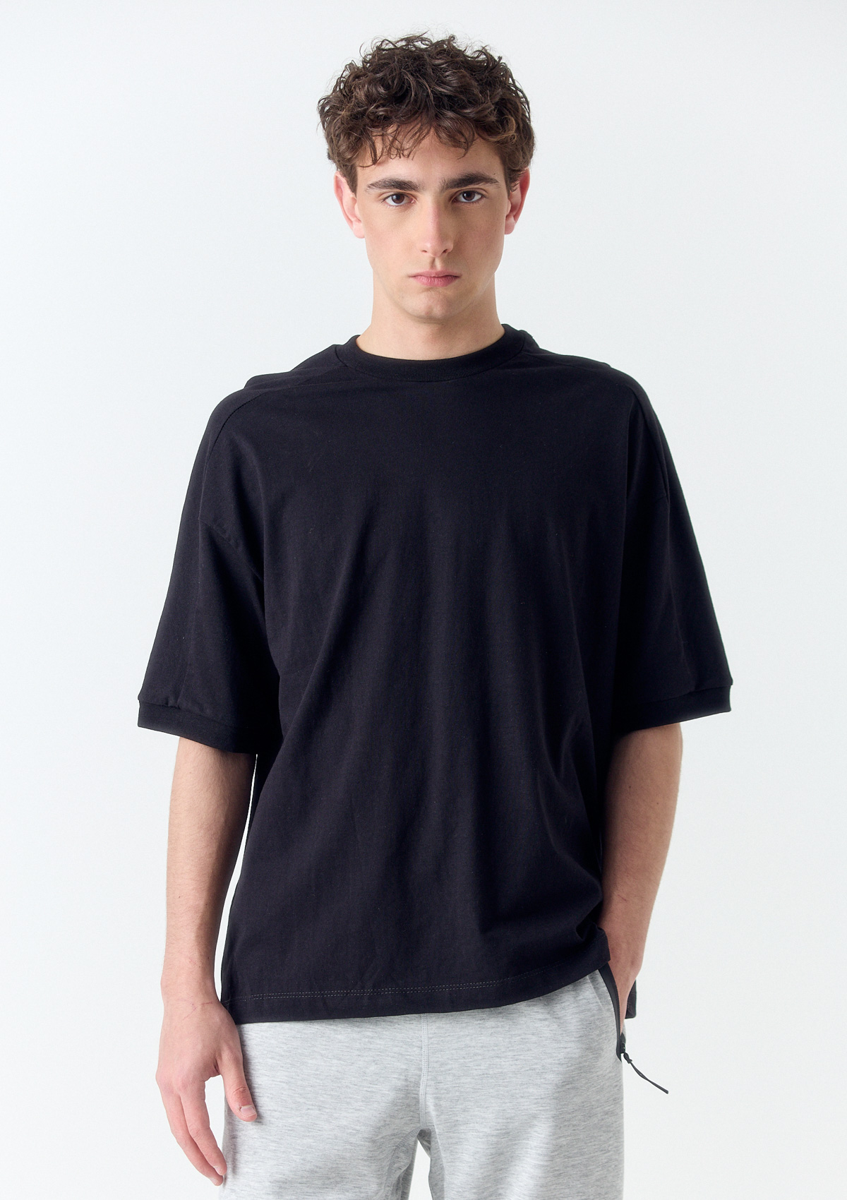 132795431-03999 - REMERA BÁSICA