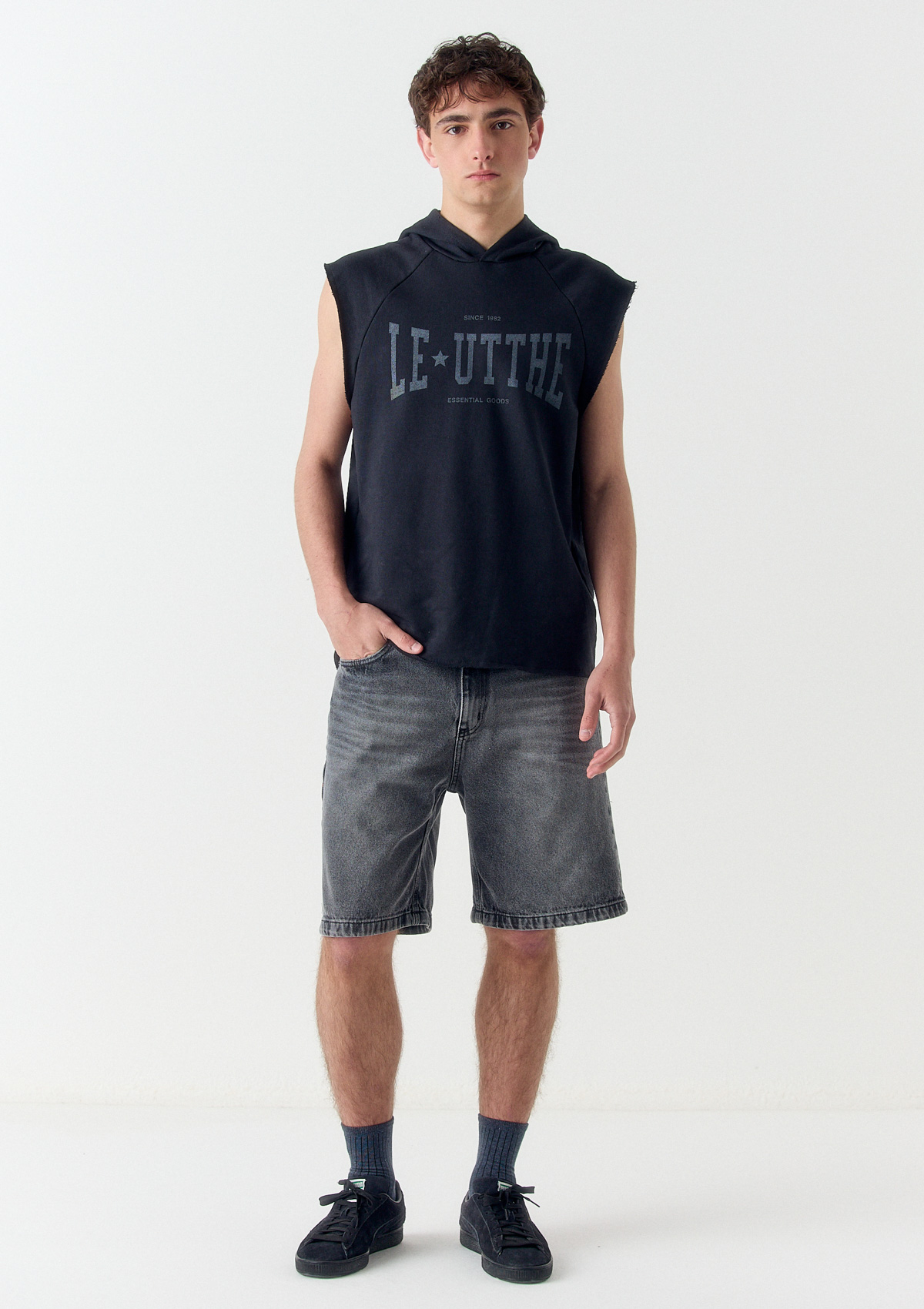 132795711-03999 - MUSCULOSA ESTAMPADA