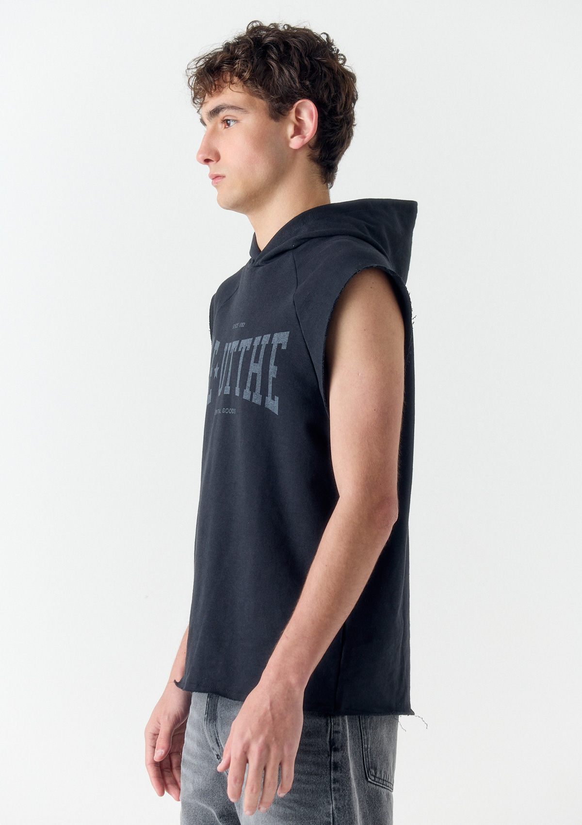 132795711-03999 - MUSCULOSA ESTAMPADA