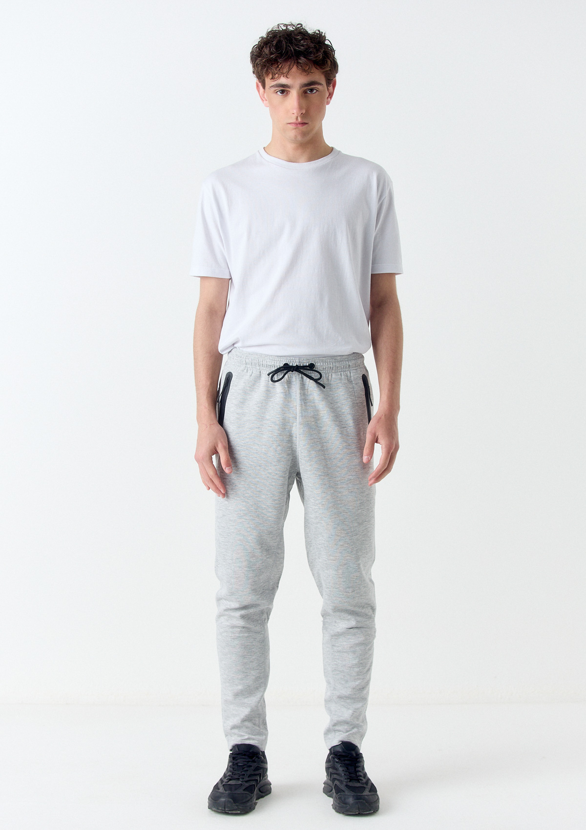 PANTALÓN DEPORTIVO