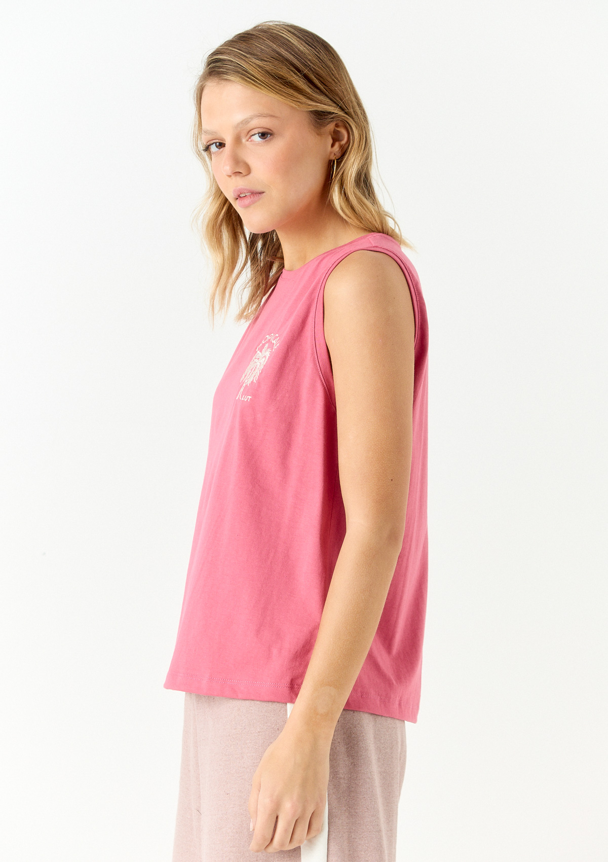112299881-31999 - MUSCULOSA BORDADO