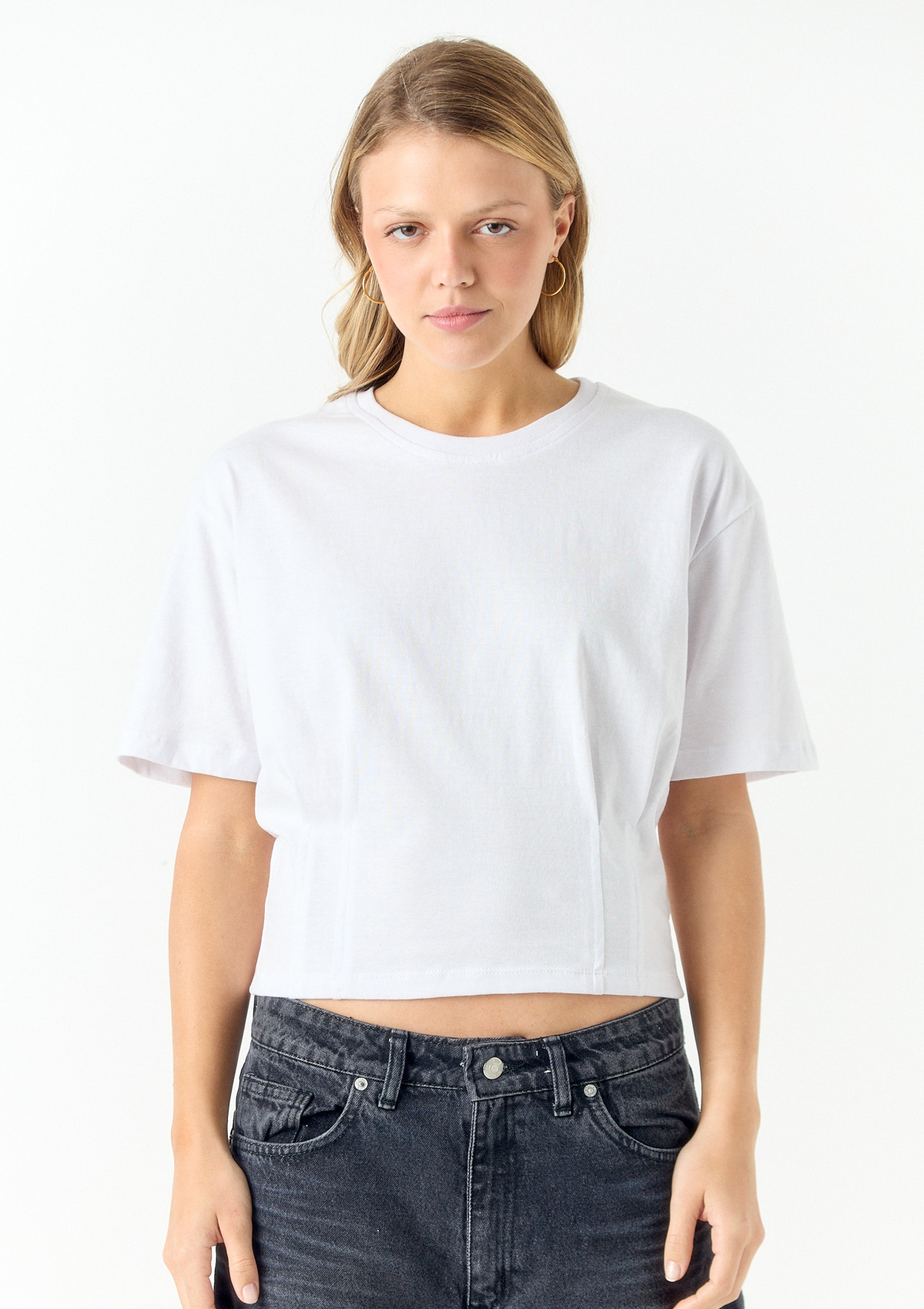 112799161-01999 - REMERA CON PINZAS
