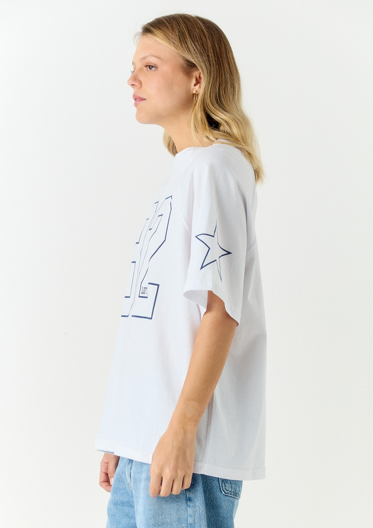 122658751-01999 - REMERA OVERSIZE ESTAMPADA