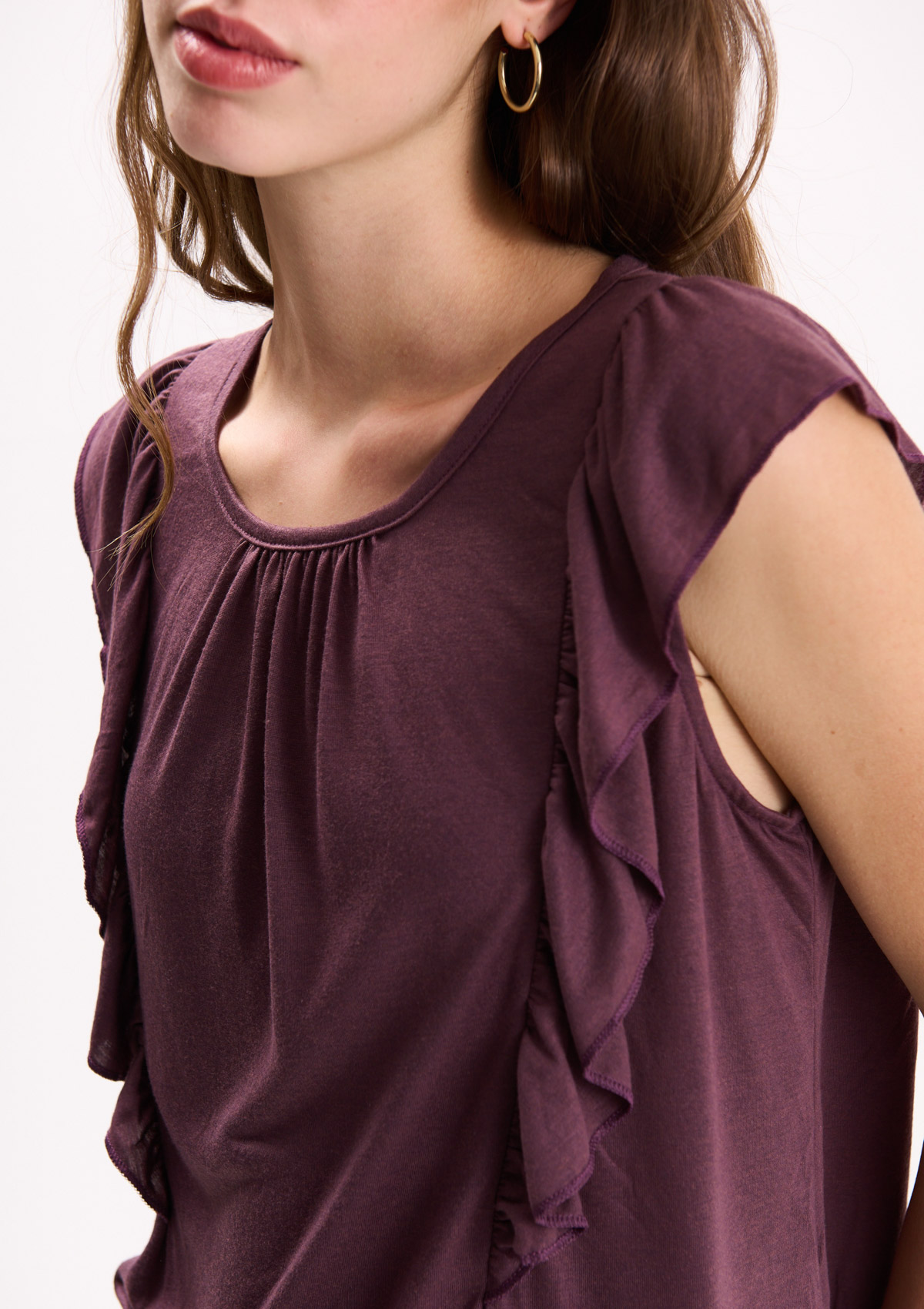 112697771-59999 - MUSCULOSA CON VOLADOS