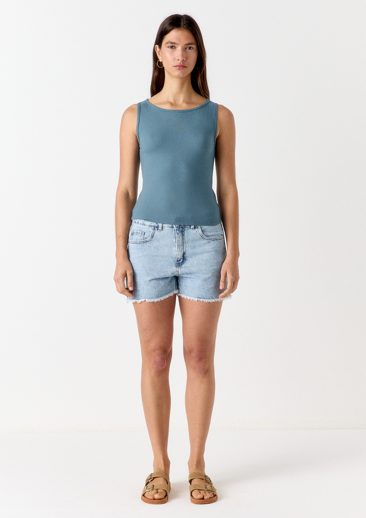 112590861-29999 - MUSCULOSA CUELLO BOTE