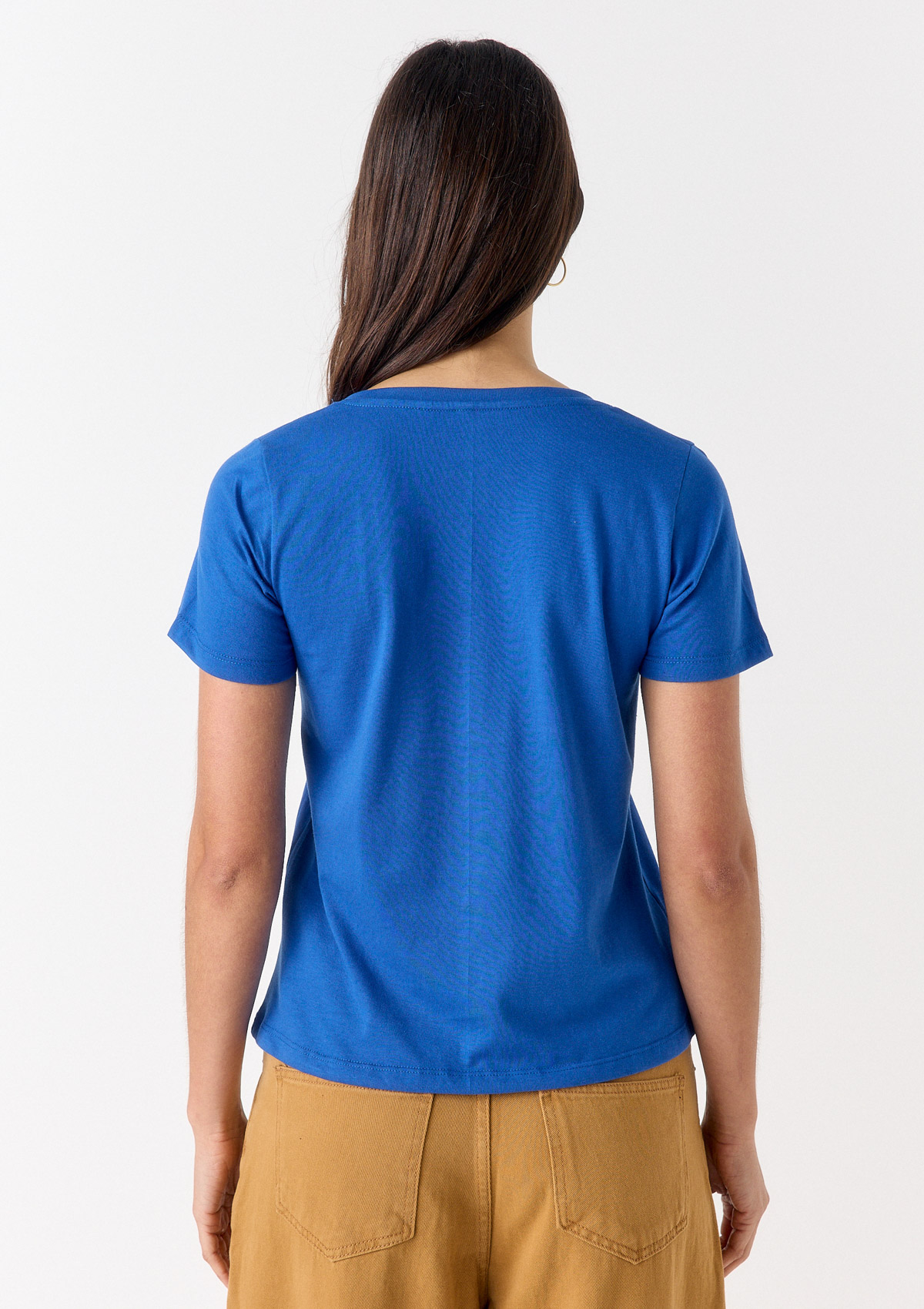 112799861-64999 - REMERA ESCOTE V
