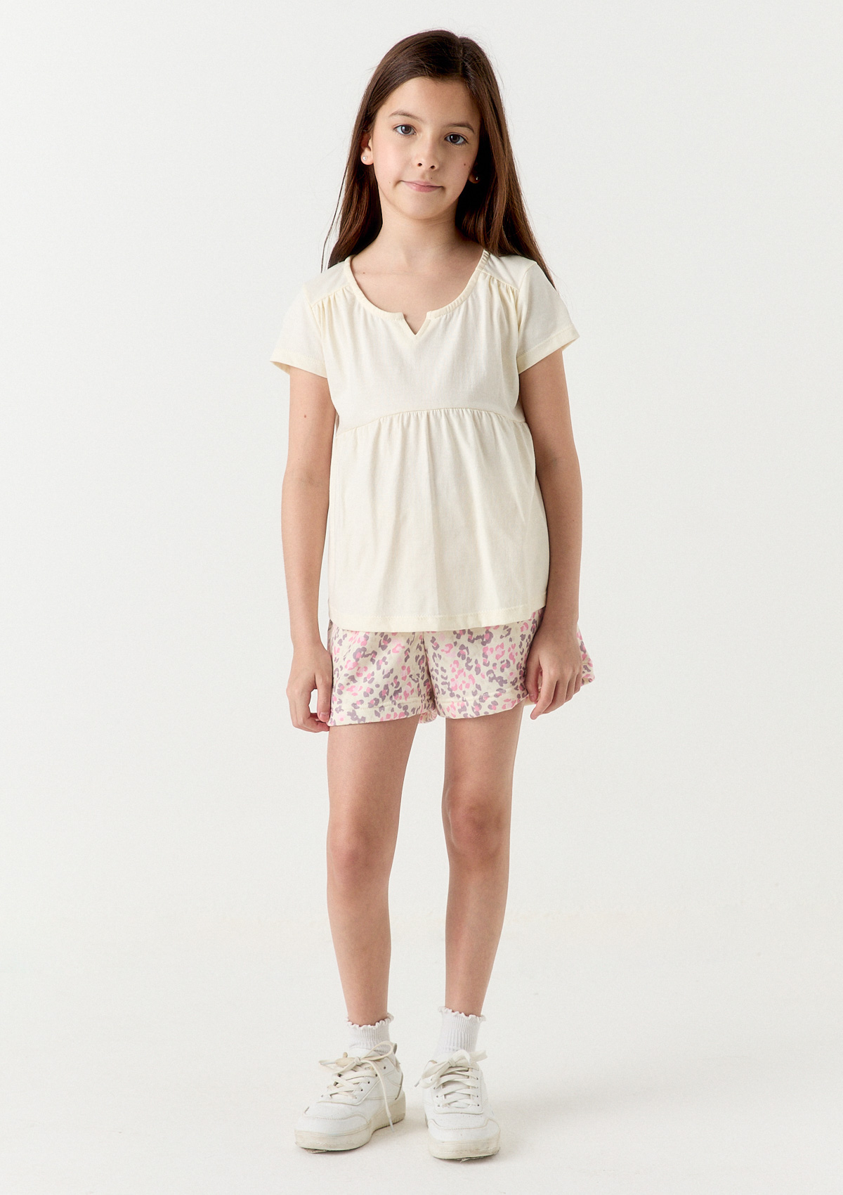 REMERA CON FALDON