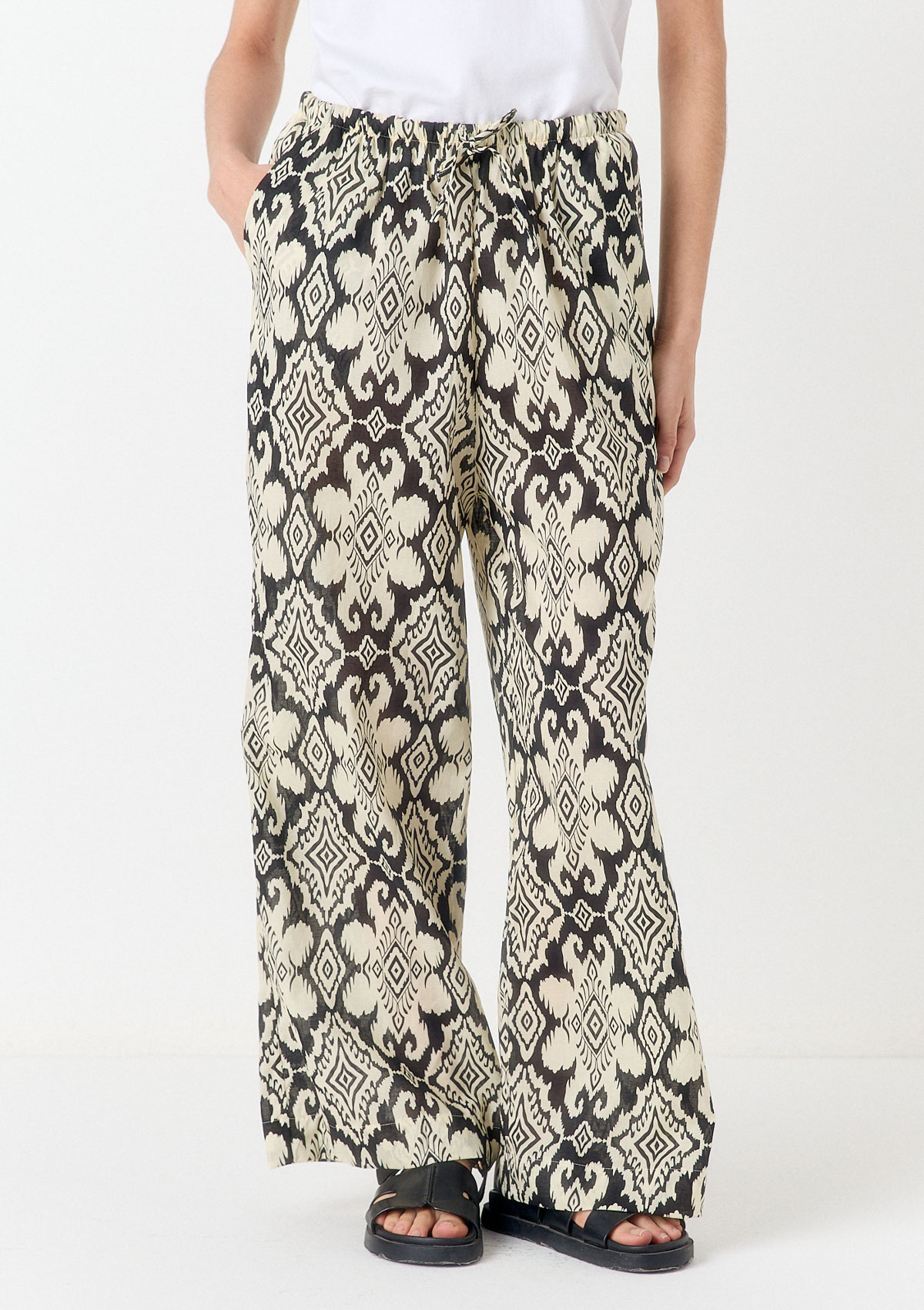 2127R0711-02999 - PANTALÓN ESTAMPADO